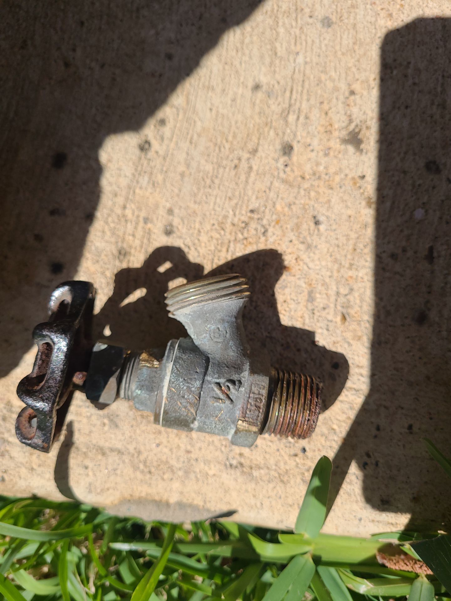 Pool, Patio Cover and Summer Kitchen in Sterling Ridge by SophAlx LLC