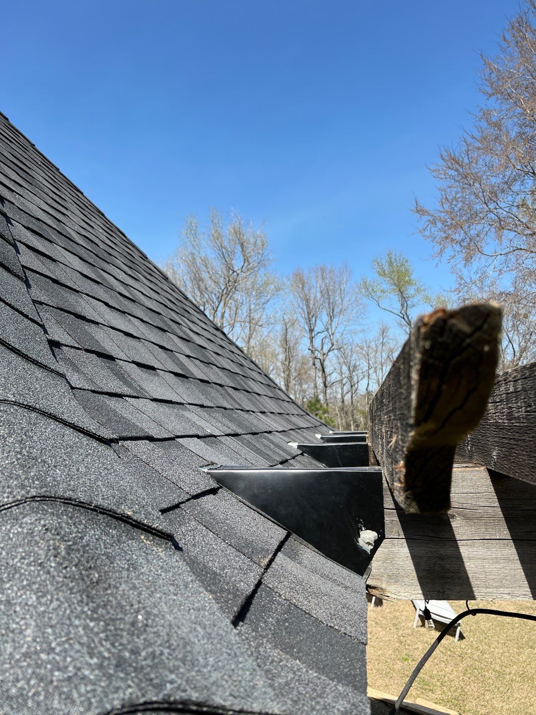 Landmark Moire Black by First Out Roofing 
