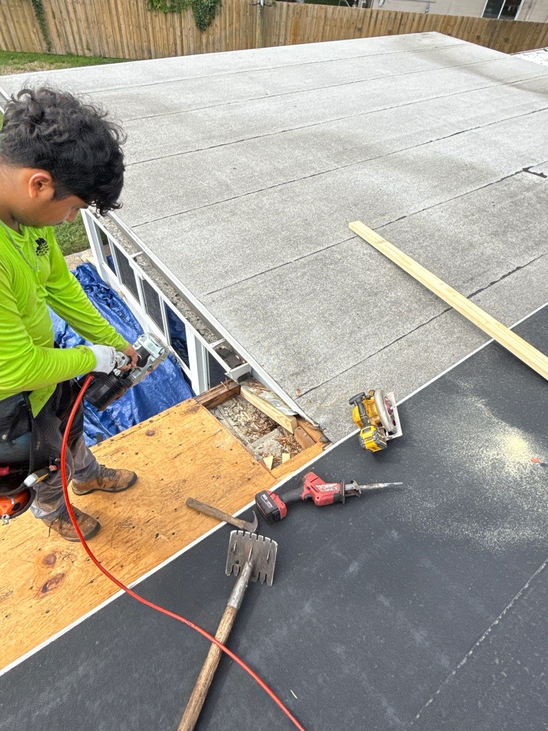 Project in Largo 33778 by Mitchell Roofing Company LLC 