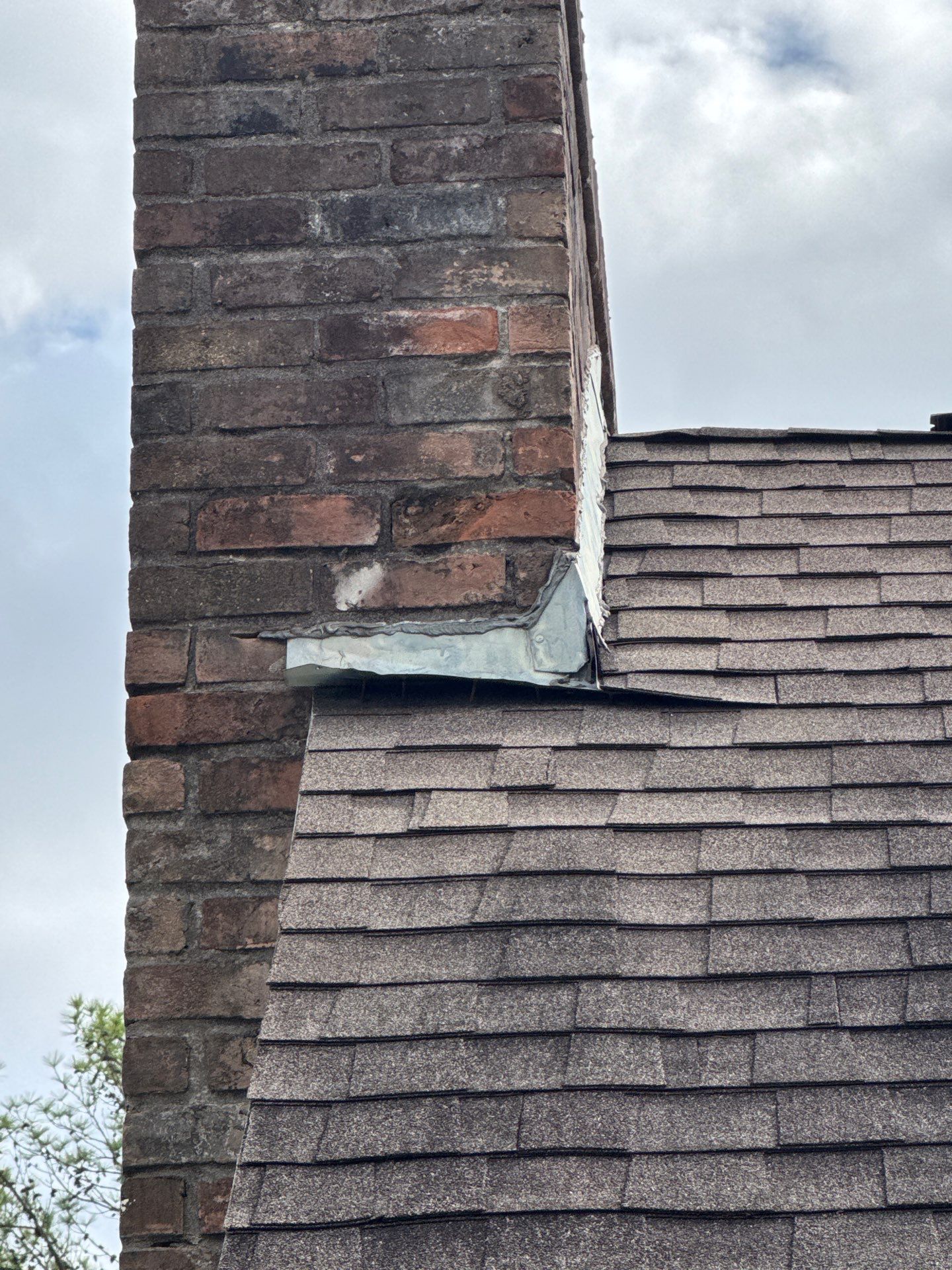 55 Square Titan Natural timber  by Sirius Roofing