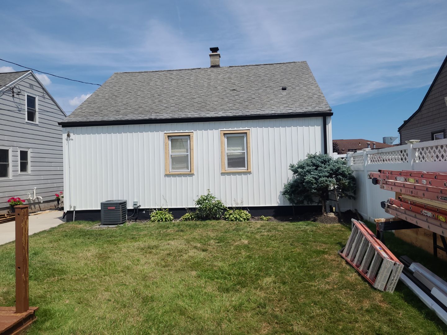 Exterior Siding and Window Replacement by Ivy Lea Construction