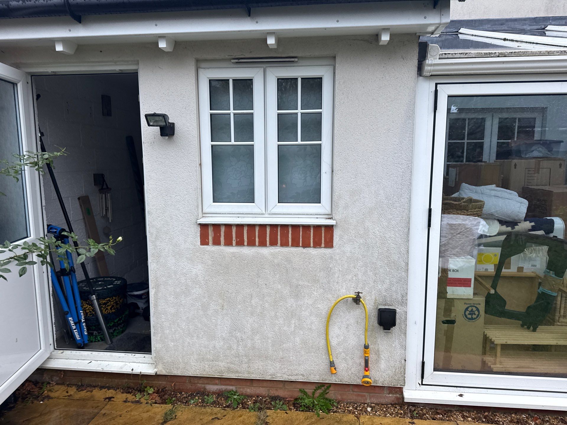Render Cleaning by Ges Exterior Cleaning ltd