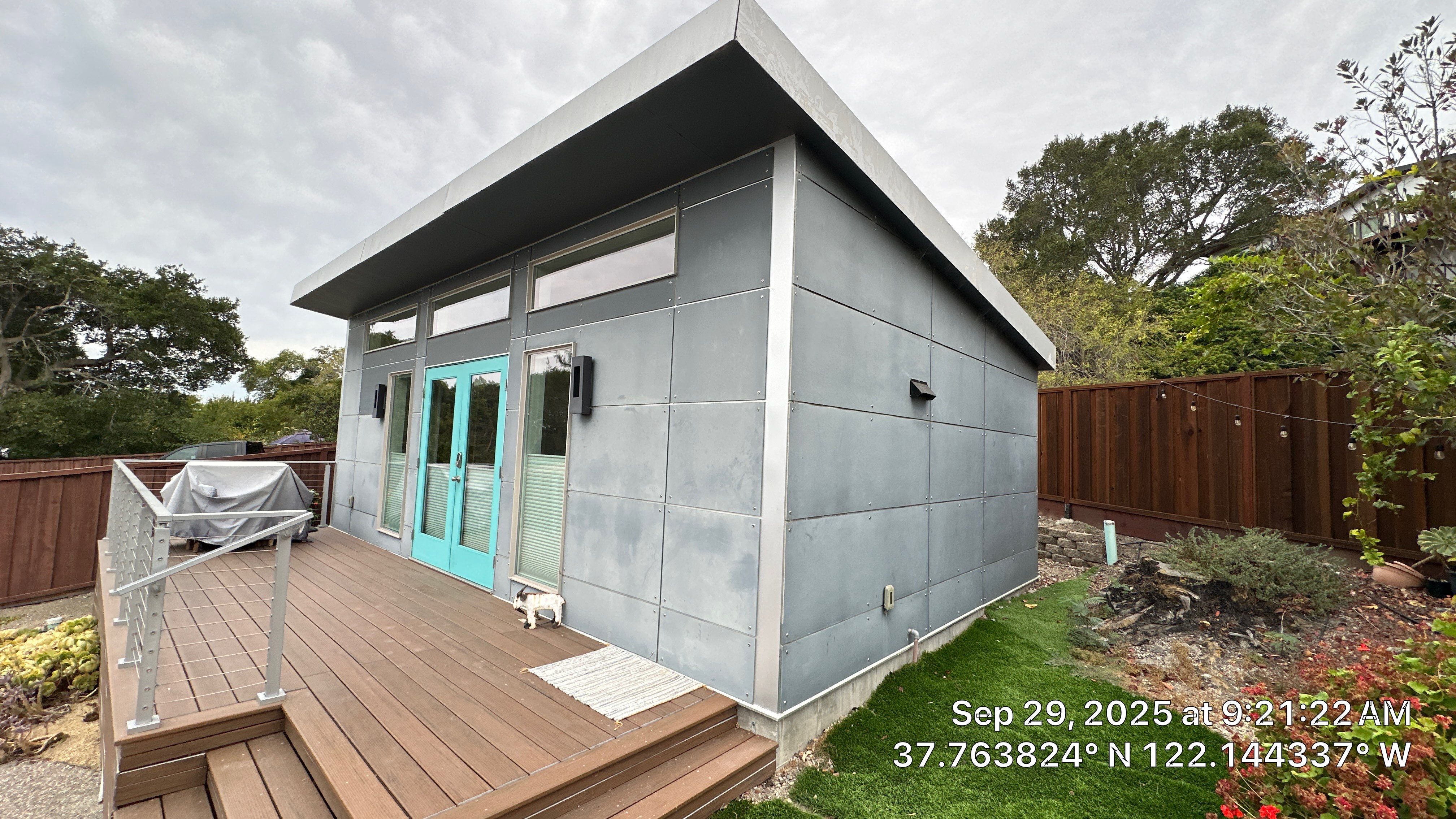 modern painting Exterior modern painting by Herrera’s Bay Area Painting inc.