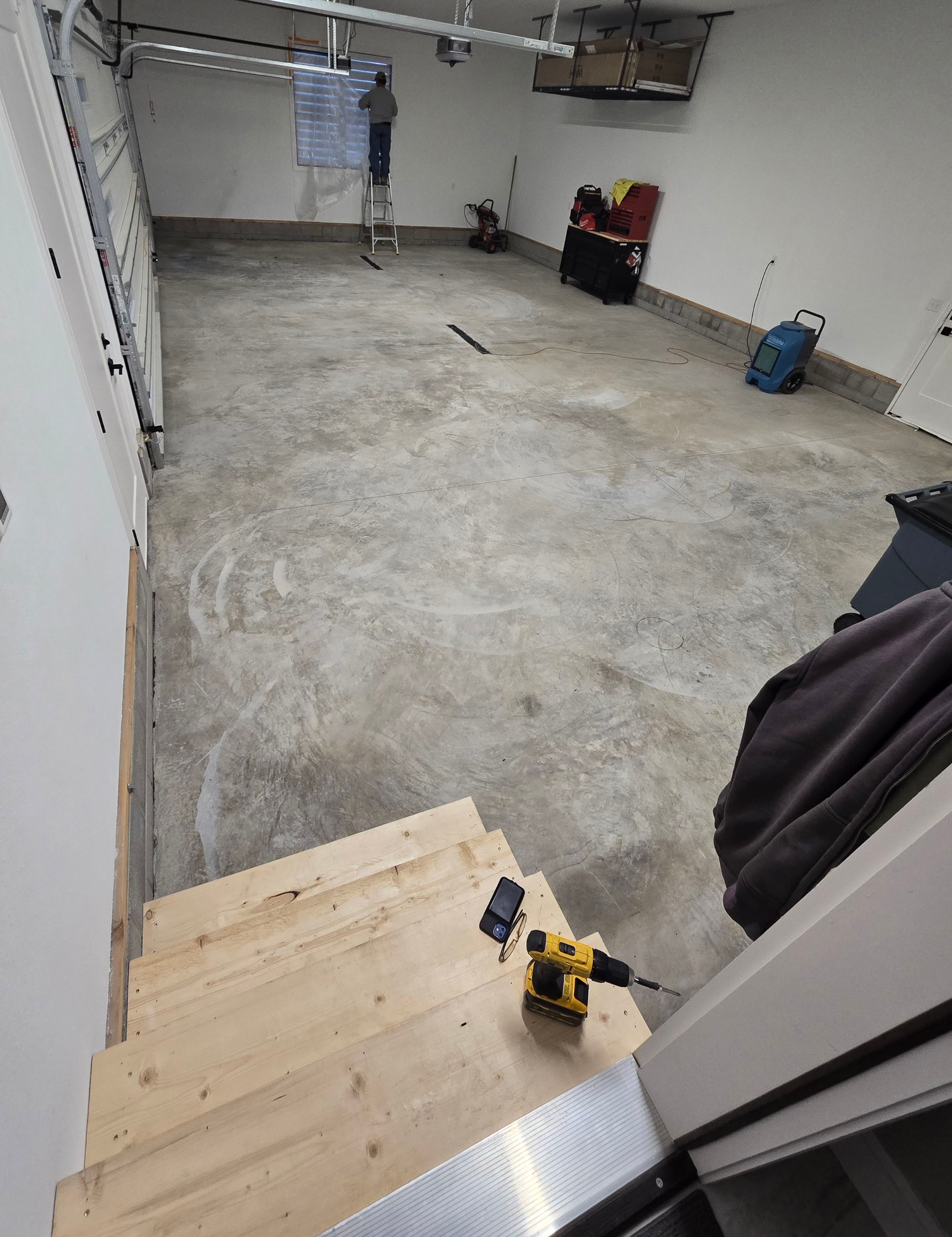 Large Garage in Midnight Fog - Canfield, OH by Alexander Concrete Coatings