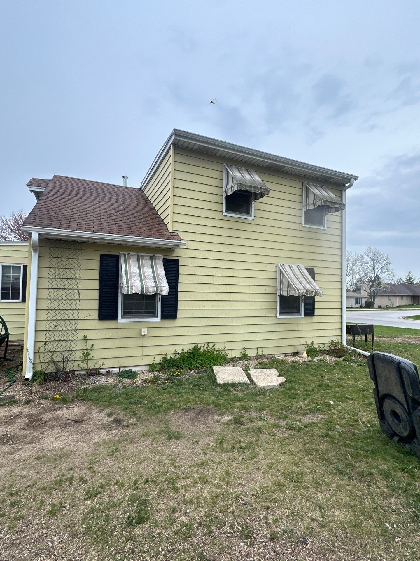 Siding replacement by Optimal Home Improvement 