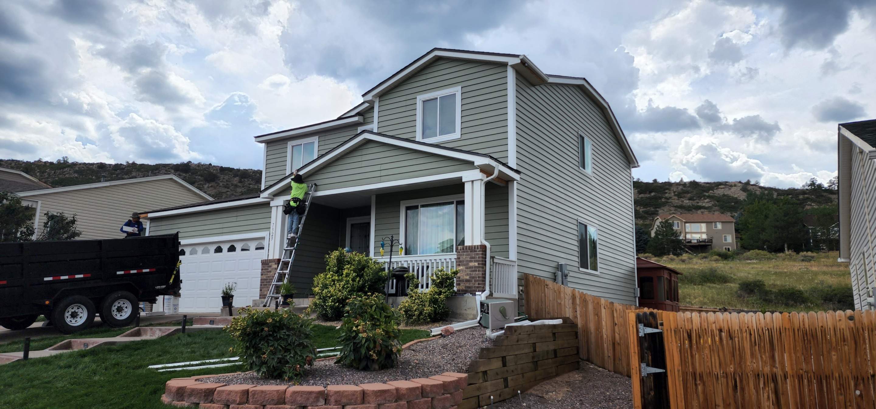 Roxbough! Upgrade that Vinyl Siding to Crane Insulated Vinyl Siding by 1st choice windows and siding