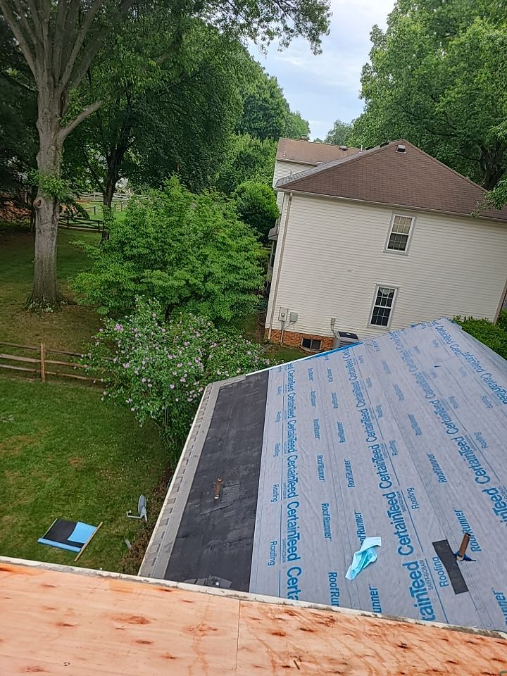 Burke: CertainTeed Landmark Pro Architectural Shingles in Max Def Weathered Wood by RM Banning, Inc.