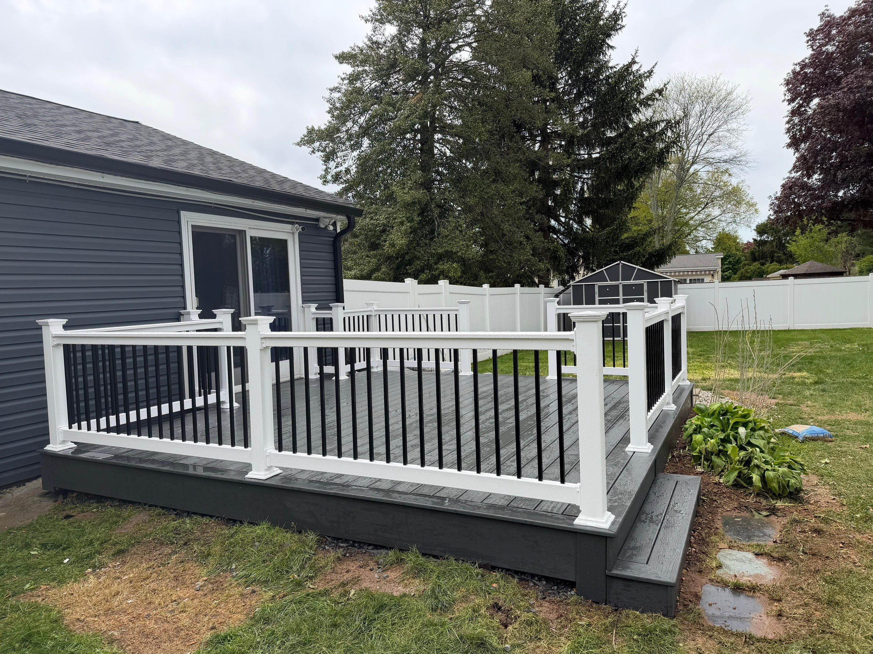 New Deck in Ewing Township, New Jersey by deck guardian