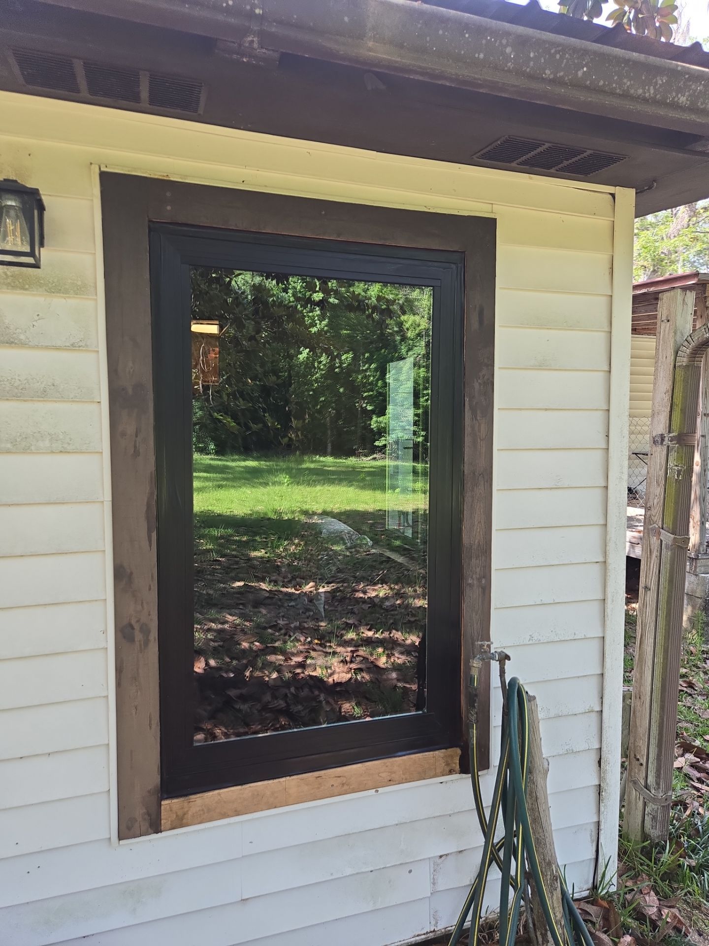 Residential Window Replacement and Custom Trim Installation in Chiefland by Windows & Doors Store