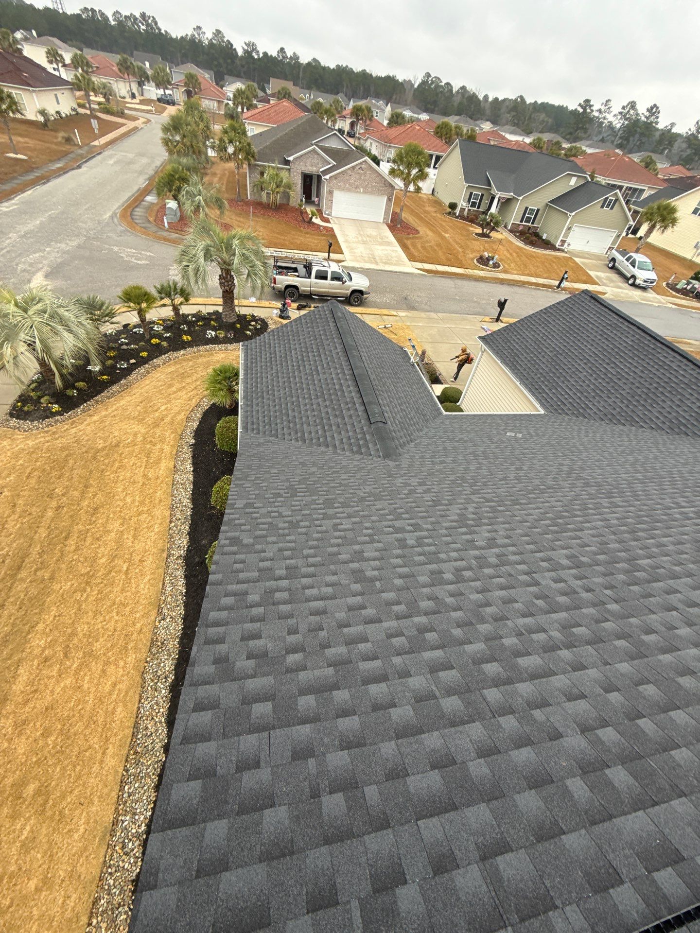 GAF HDZ - Charcoal by Linta Roofing Inc