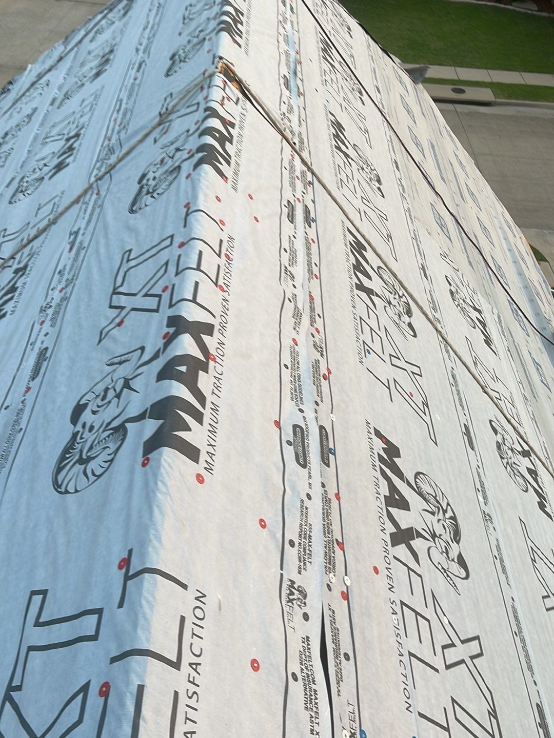GAF HDZ - Weathered Wood by Elite Roofing LLC