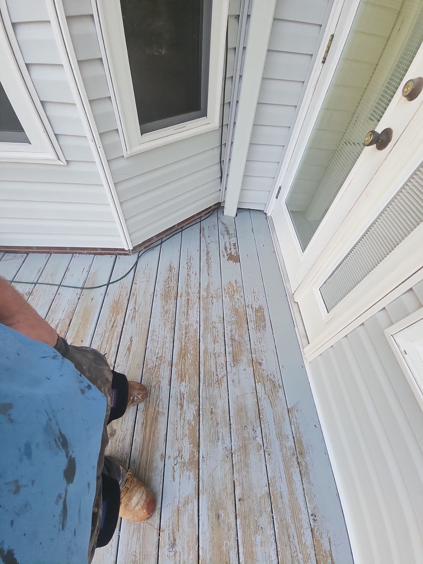 Deck using AcryFin by DuraSeal