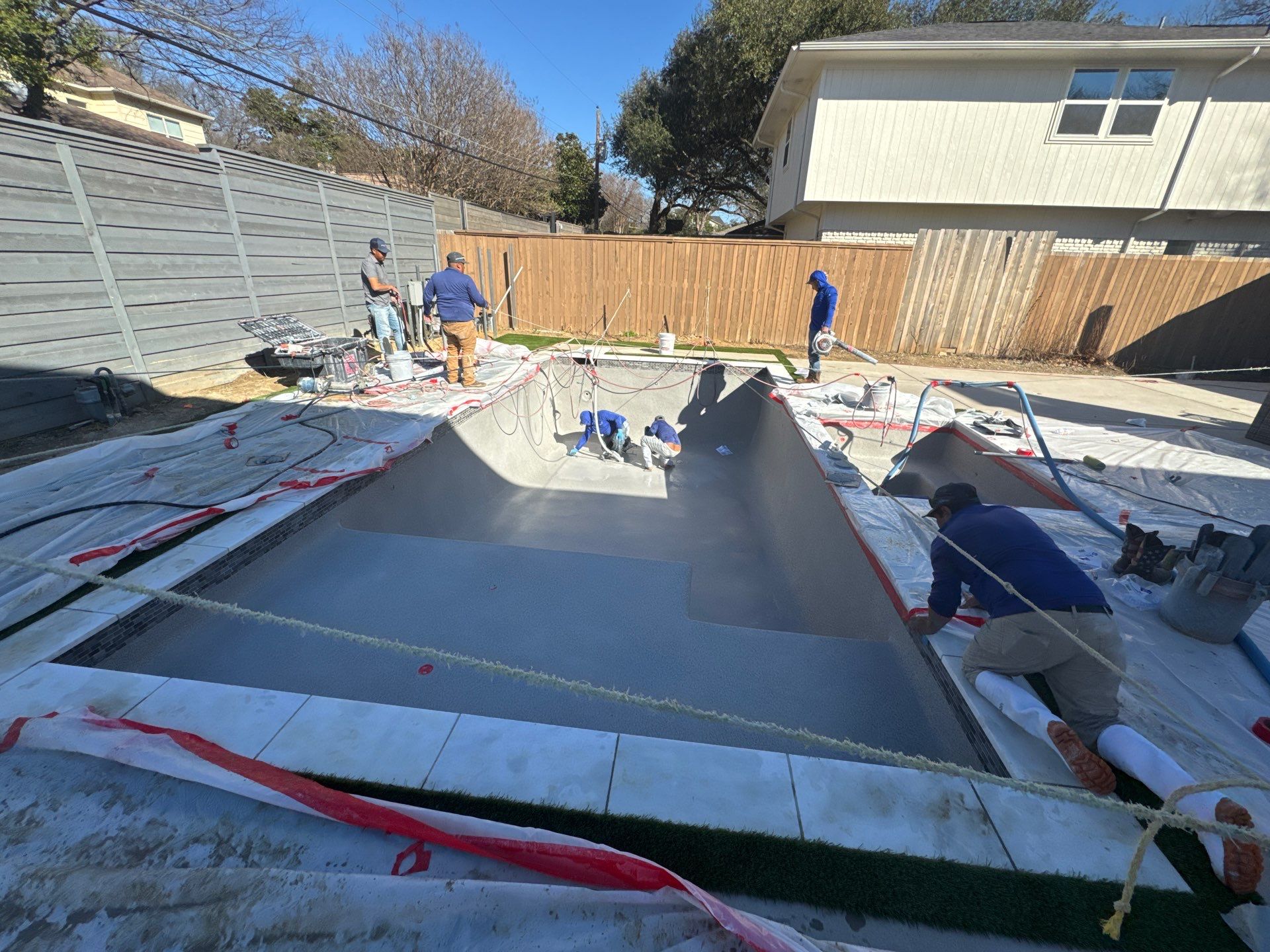 Geometric Pool with Level Spa by Pinnacle Pools and Spas - DFW