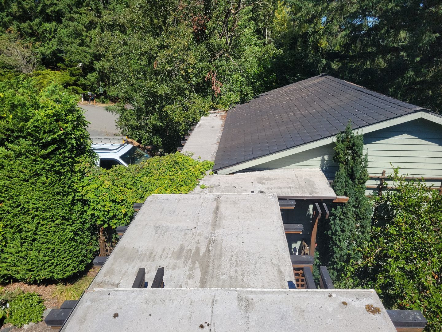 2026 Woodinville Residence Overlay by Alternative Roofing Systems Inc. 