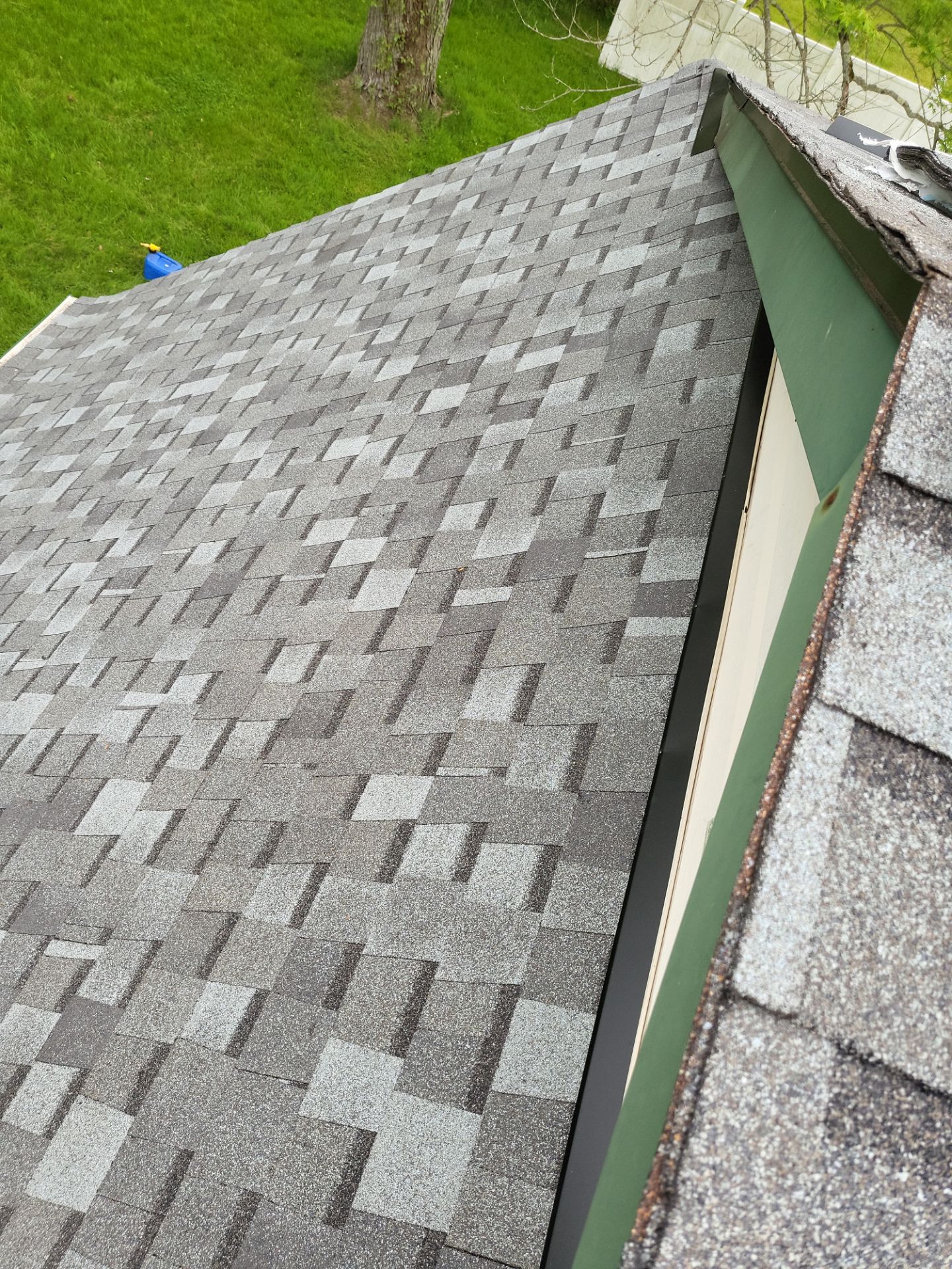 Atlas Pinnacle, Color, Coastal Granite, Drip Edge, Color, Black by Eagle Eye Roofing
