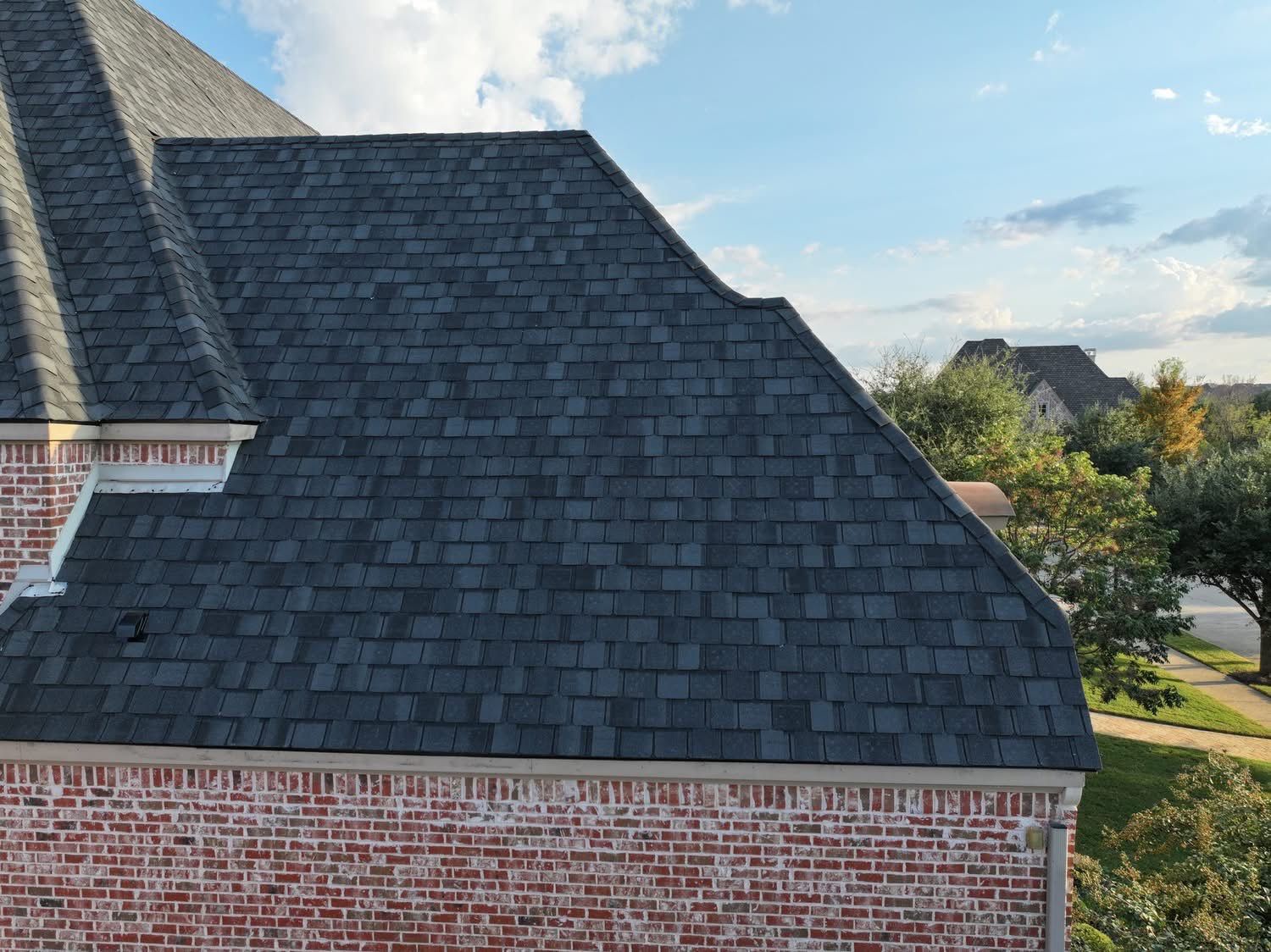 Residential Roof Replacement using CERTAINTEED BELMONT IR BLACK GRANITE by Elite Roofing LLC