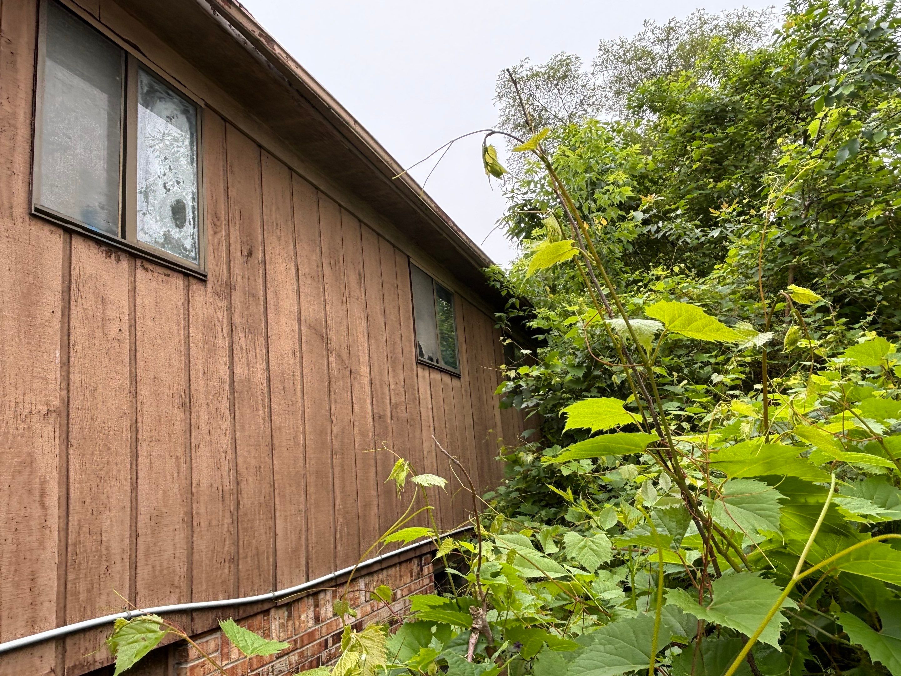 Siding Replacement using Alside 7" B&B by 180 Contractors
