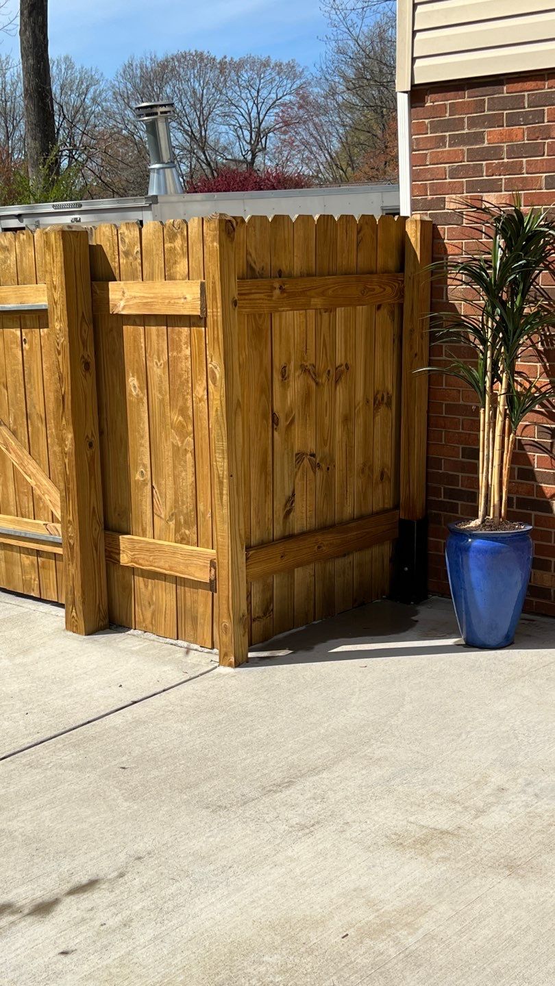 Fence using Wood Sealant by DuraSeal