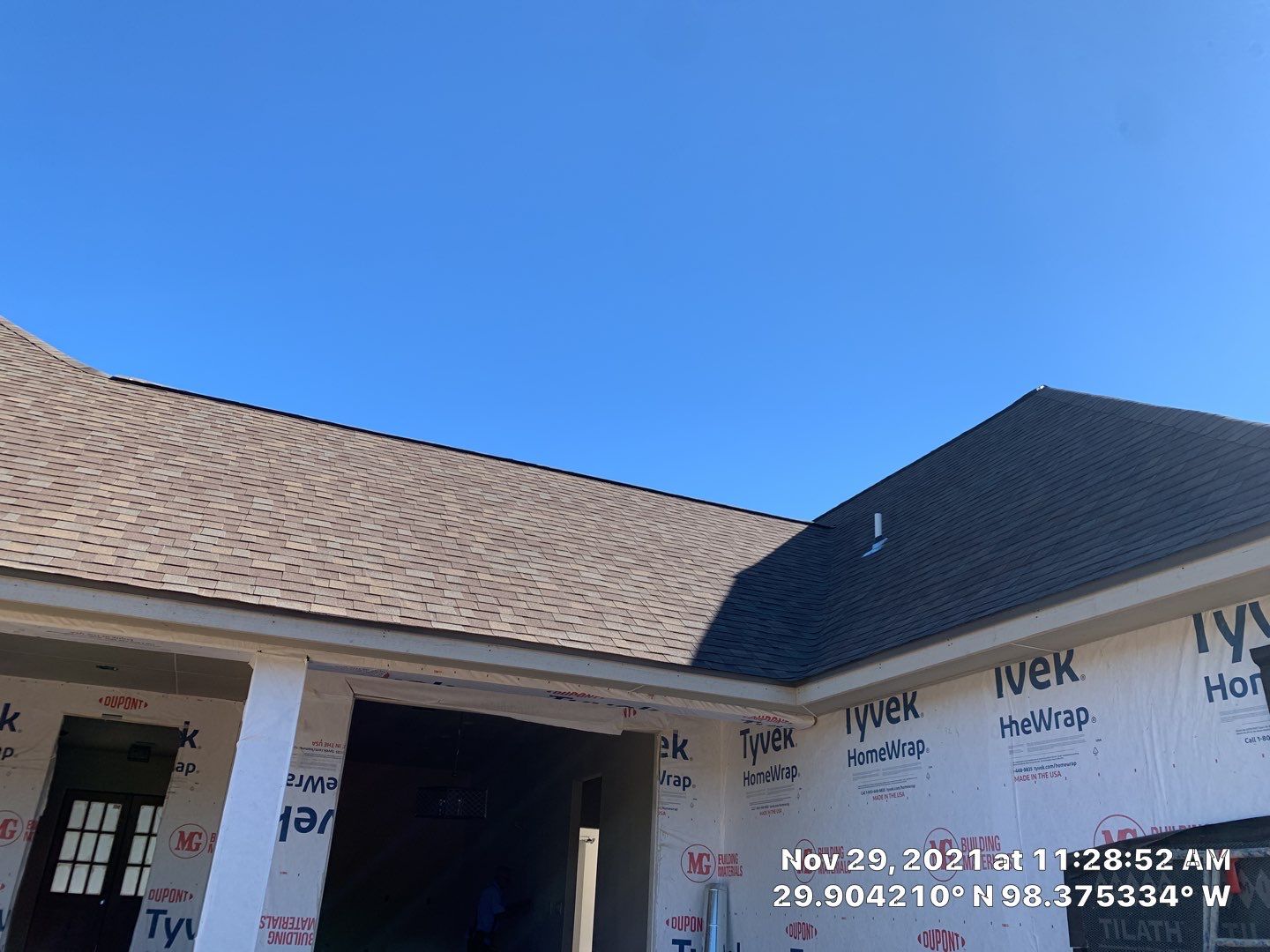 New Home Construction using Owens Corning 30 year Architectural Shingles by Premier Roofing and Contracting