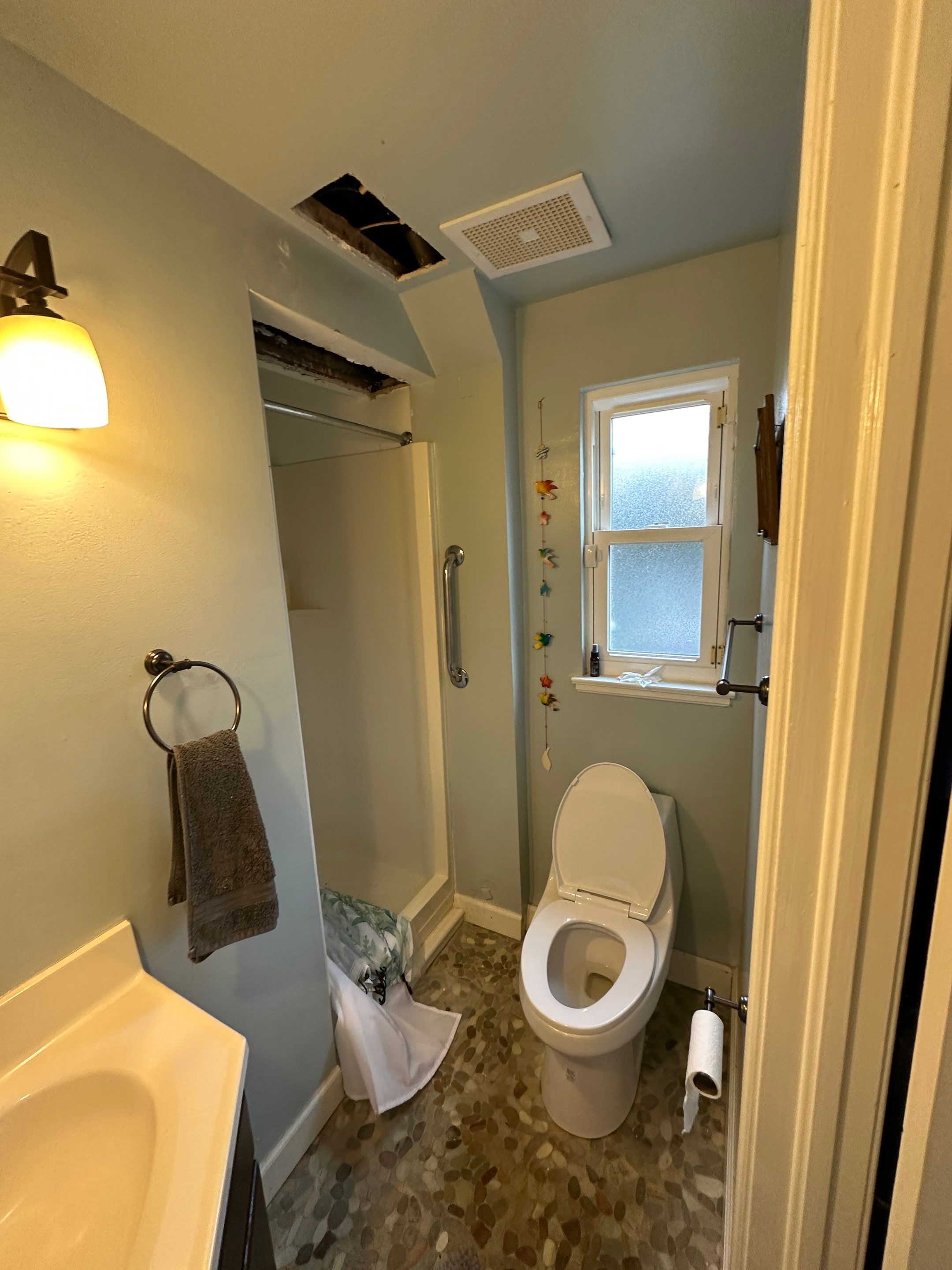 Bathroom-drywall repair and repaint by Herrera’s Bay Area Painting inc.