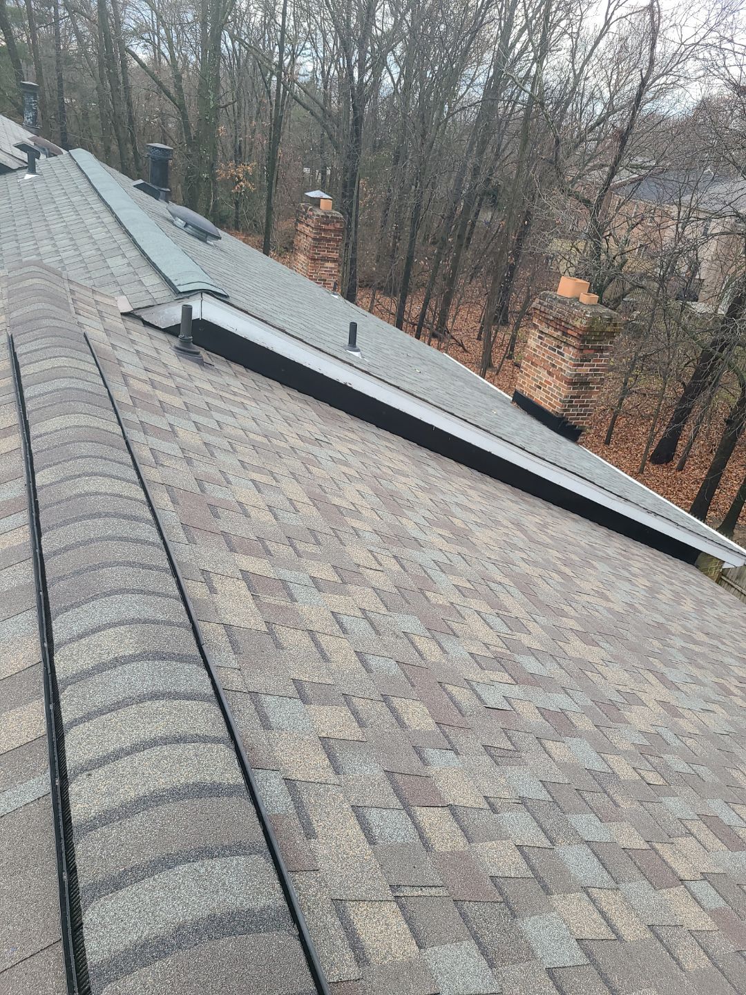 Vienna: Residential Roof Replacement with CertainTeed Landmark Pro in Max Def Weathered Wood by RM Banning, Inc.