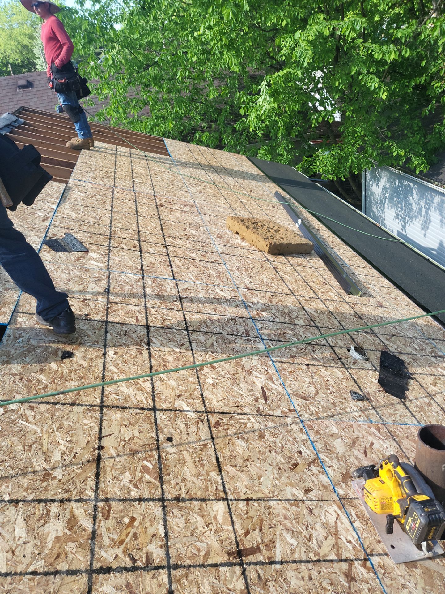 Atlas Pinnacle, Color, Summer Storm, Drip Edge, Color, Black by Eagle Eye Roofing