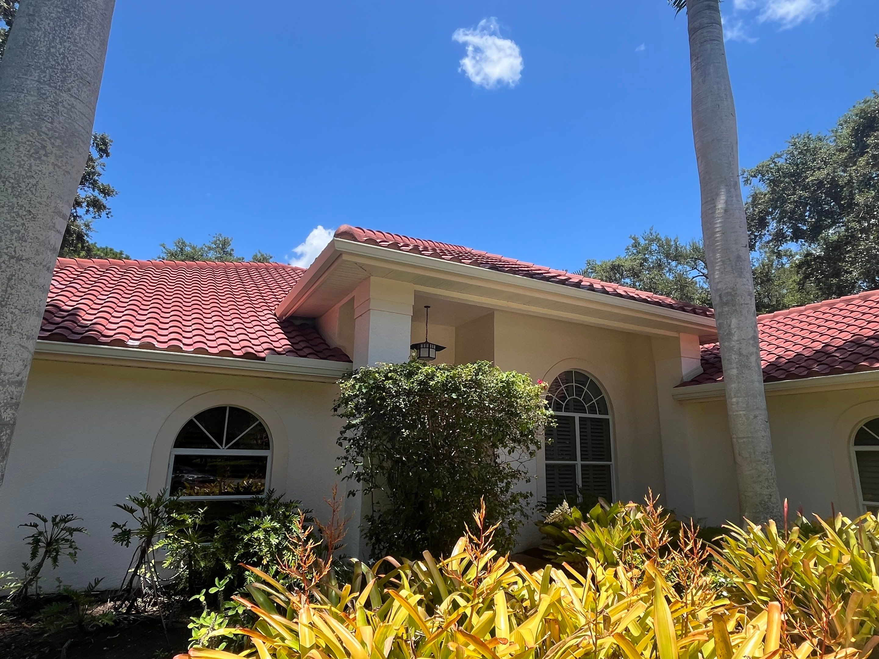 Splash Guard Gutters for Rainy Season Protection in Osprey FL by Gutter Professors