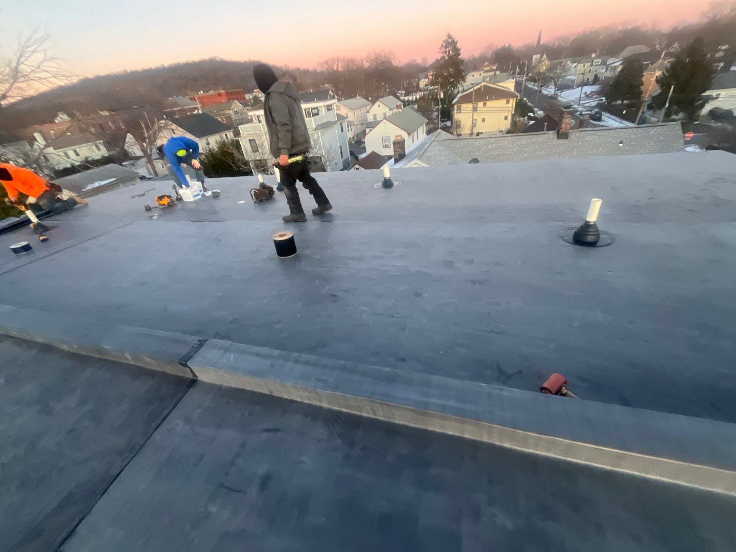 EPDM Roofing by CMNG LLC