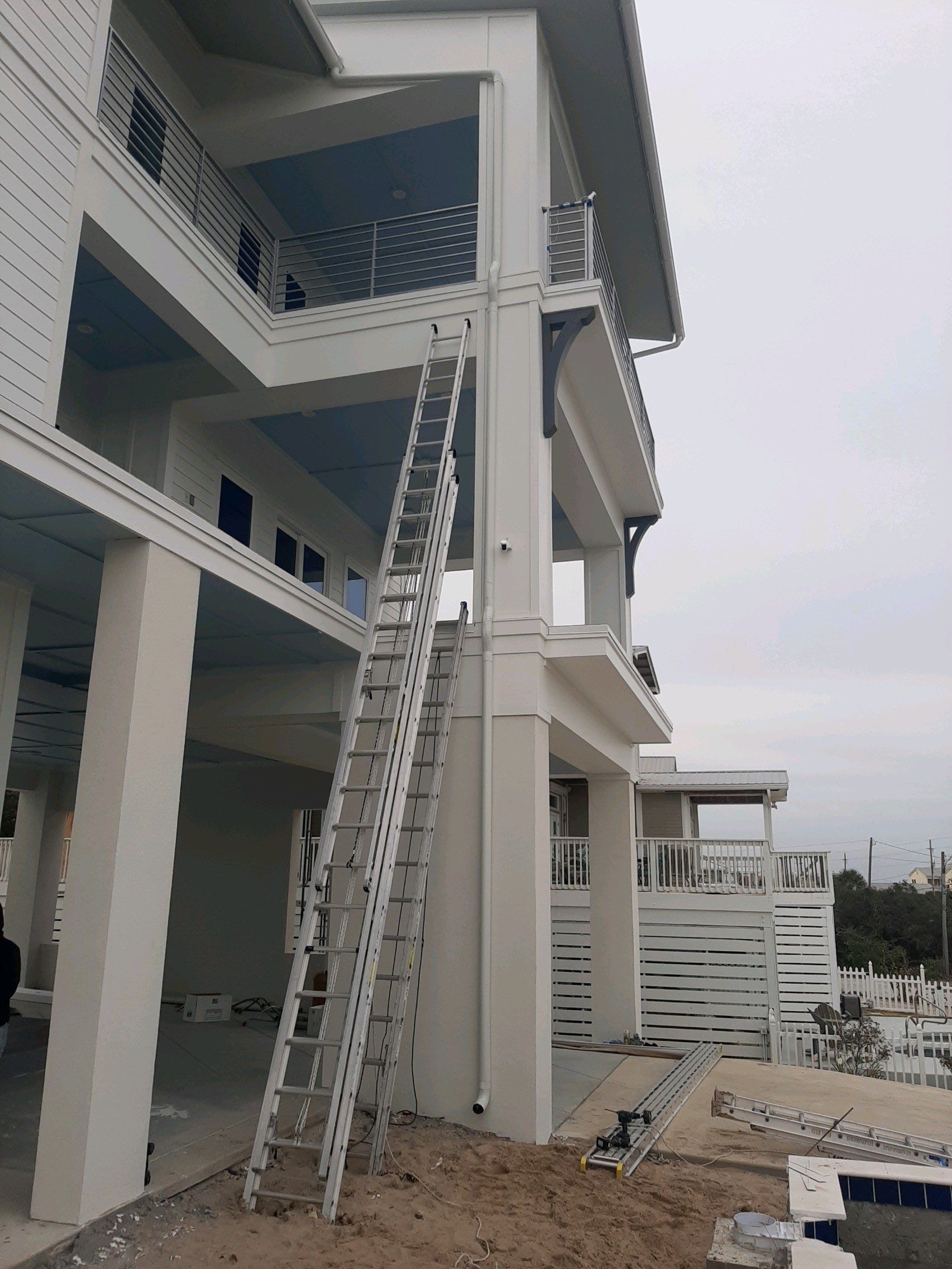 Gutter Installation Using 6 Inch Seamless Aluminum Gutters by Gutter Professors