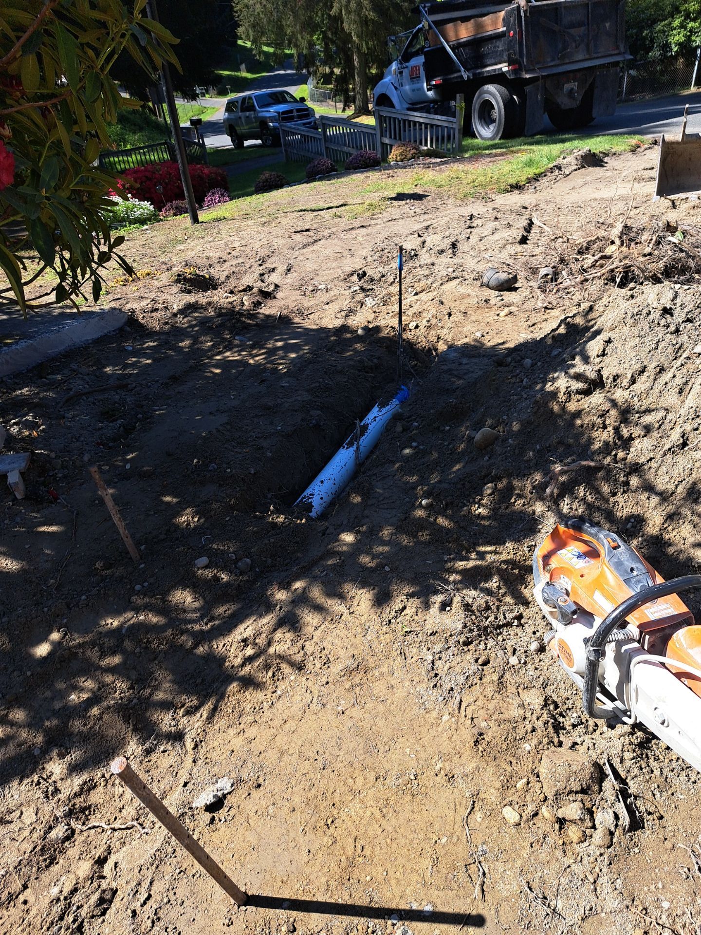 Modern Entry Fence by Jireh Asphalt & Concrete Inc 