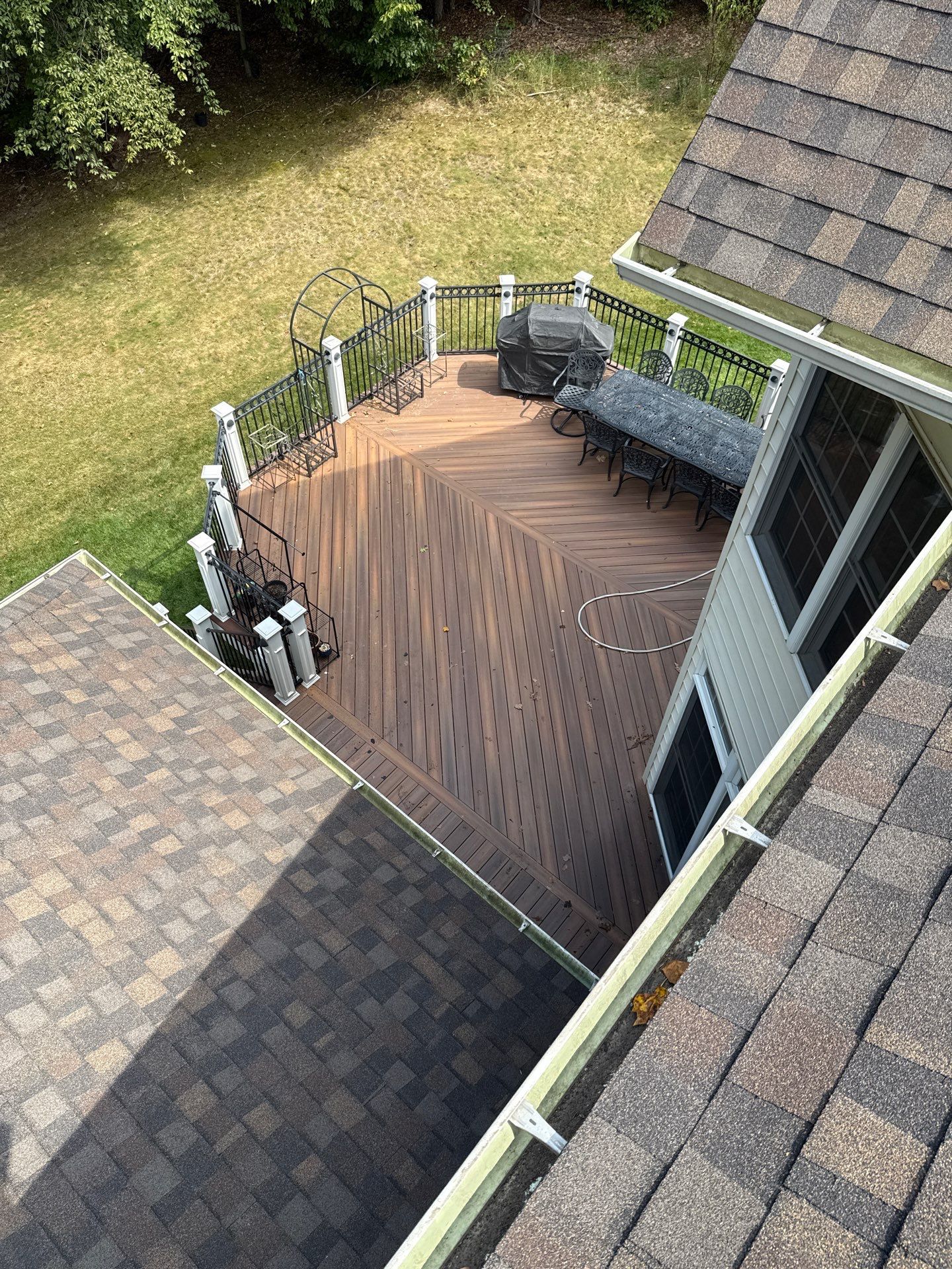 Fairfax station: Residential Roof with CertainTeed Landmark Pro in Max Def Shenandoah  by RM Banning, Inc.