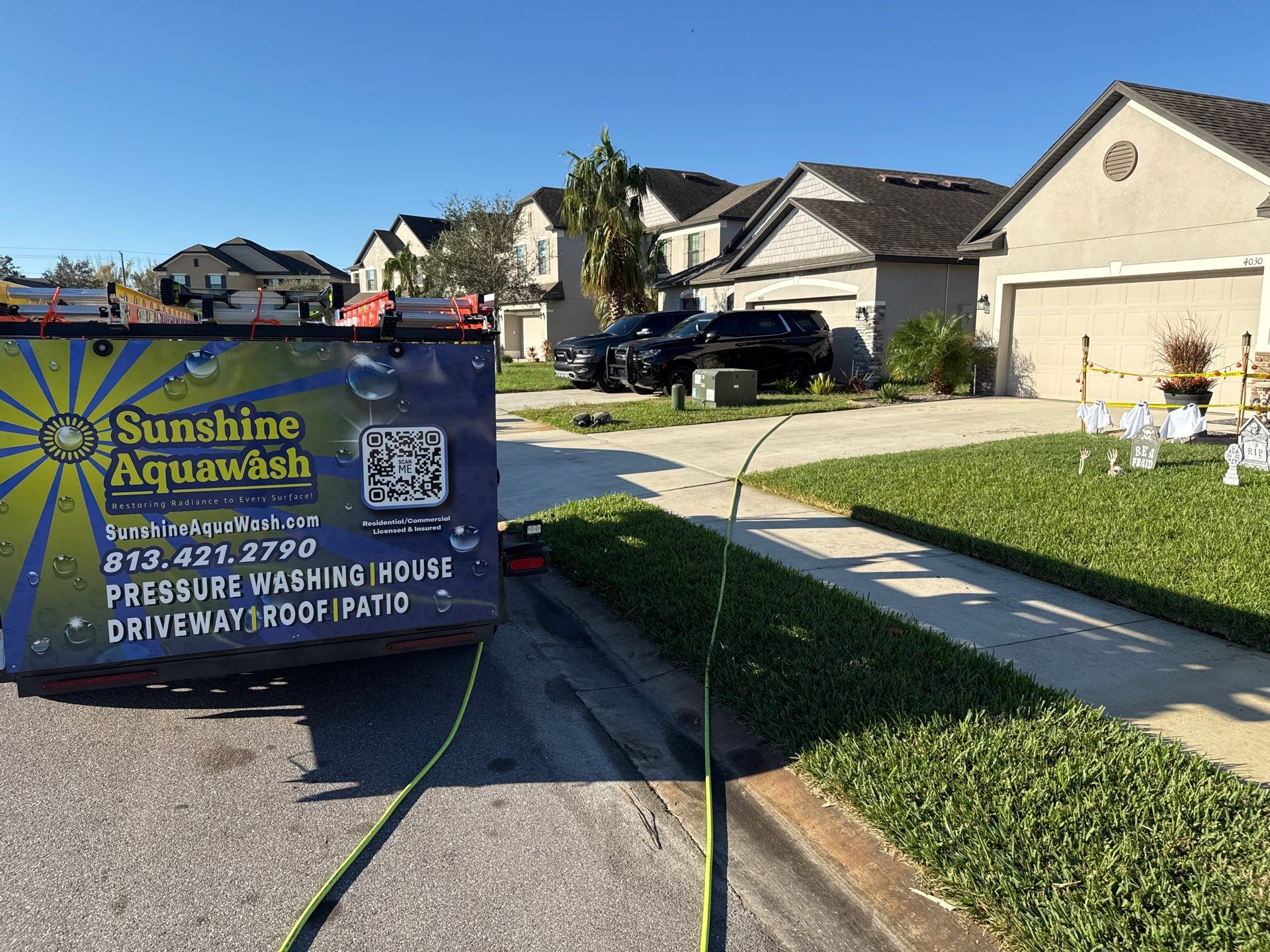 Comprehensive Concrete and Vinyl Fence Cleaning in Willow Walk Community, Palmetto, FL by Sunshine AquaWash