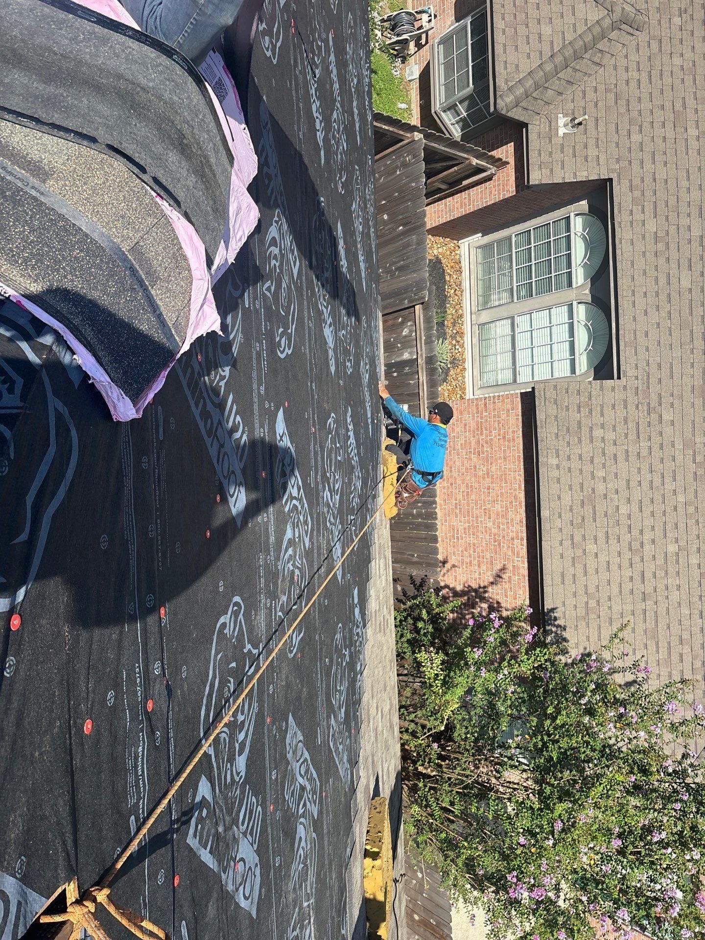 Residential Roofing Installation using Owen's Corning Duration (Lifetime) Shingles by Roof Repair Company
