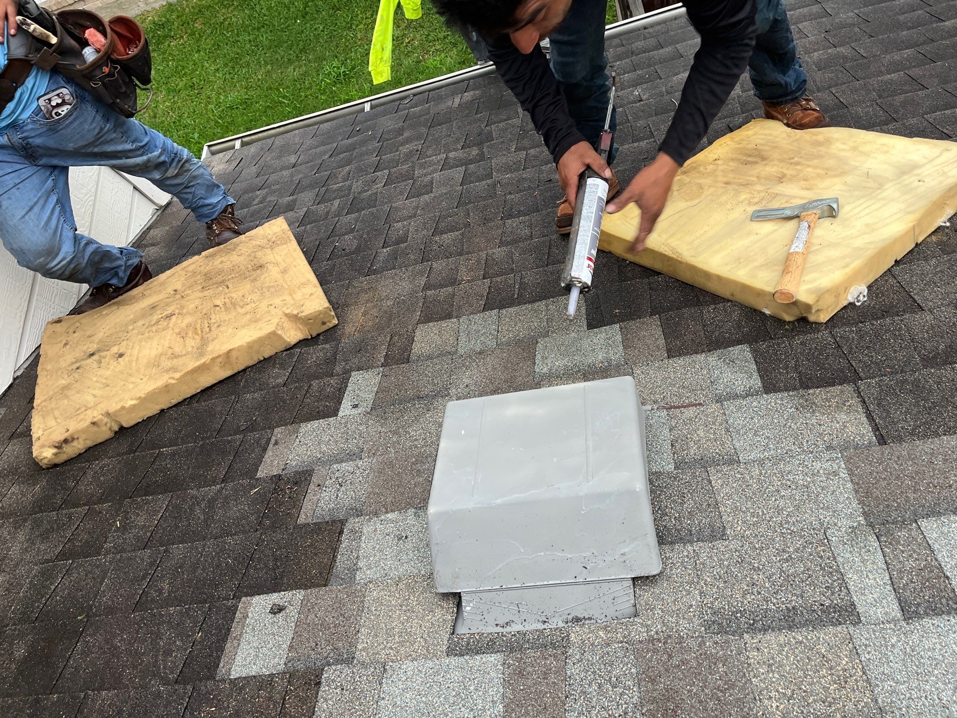 Residential Roofing Repair using Owen's Corning Duration (Lifetime) Shingles by Roof Repair Company