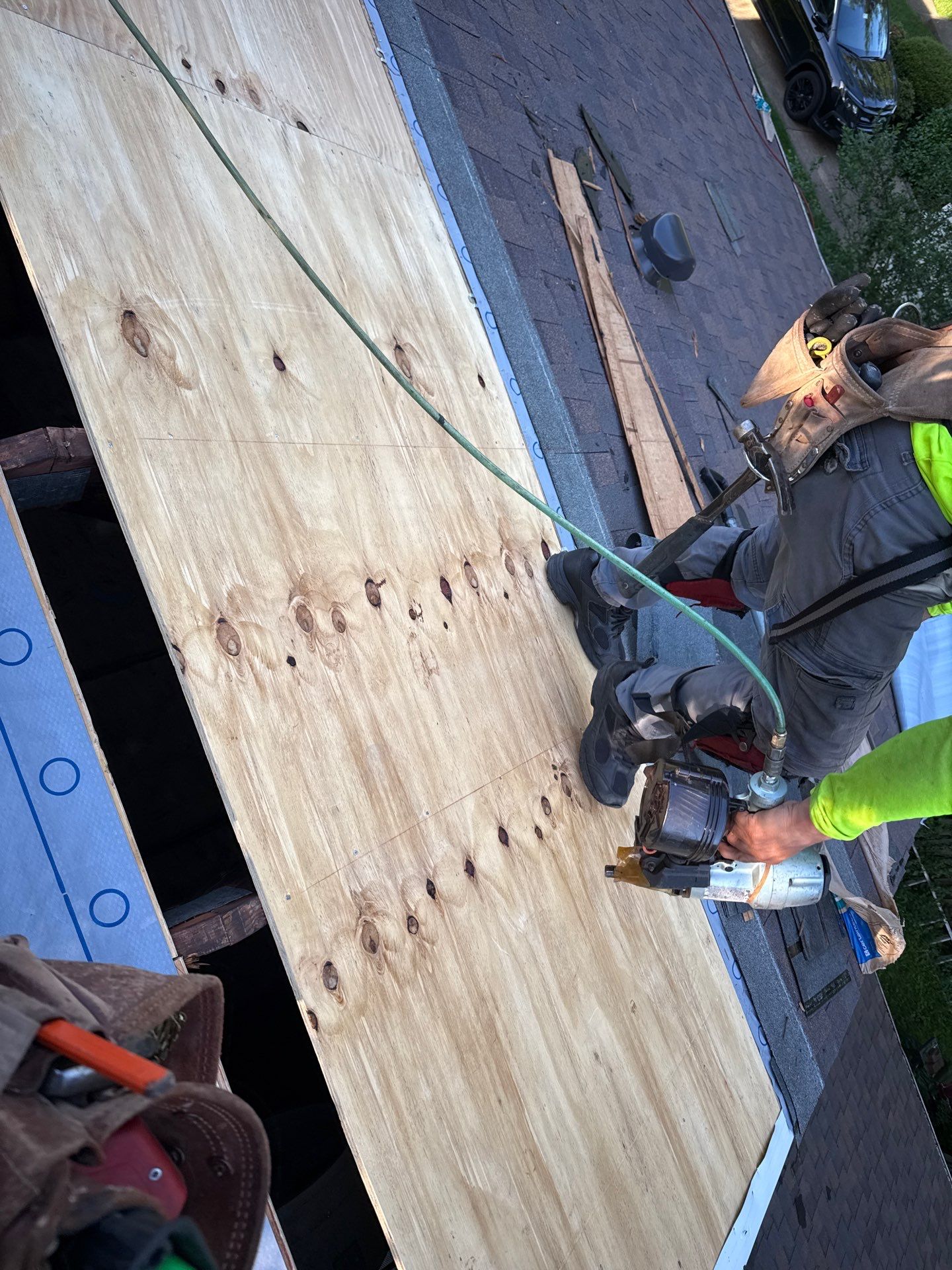 West Springfield: Residential Roof Replacement with CertainTeed Landmark in Heather Blend by RM Banning, Inc.