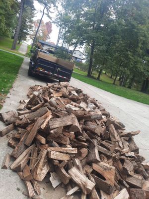 Firewood Delivery  using Seasoned Firewood