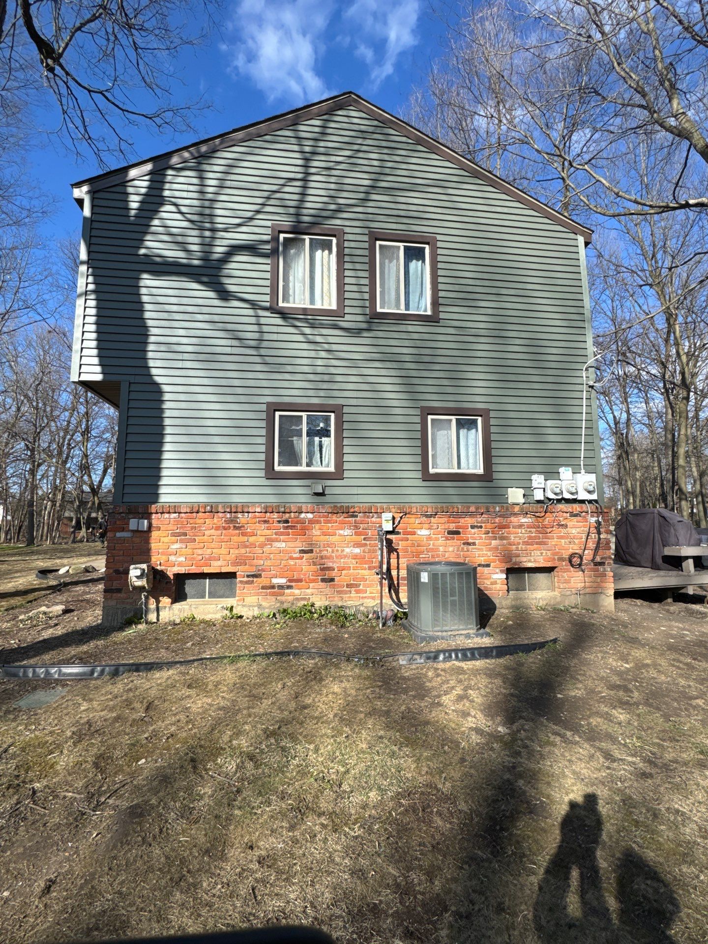 Siding Replacement using Alside Charter Oak D4.5" Deep Moss by 180 Contractors