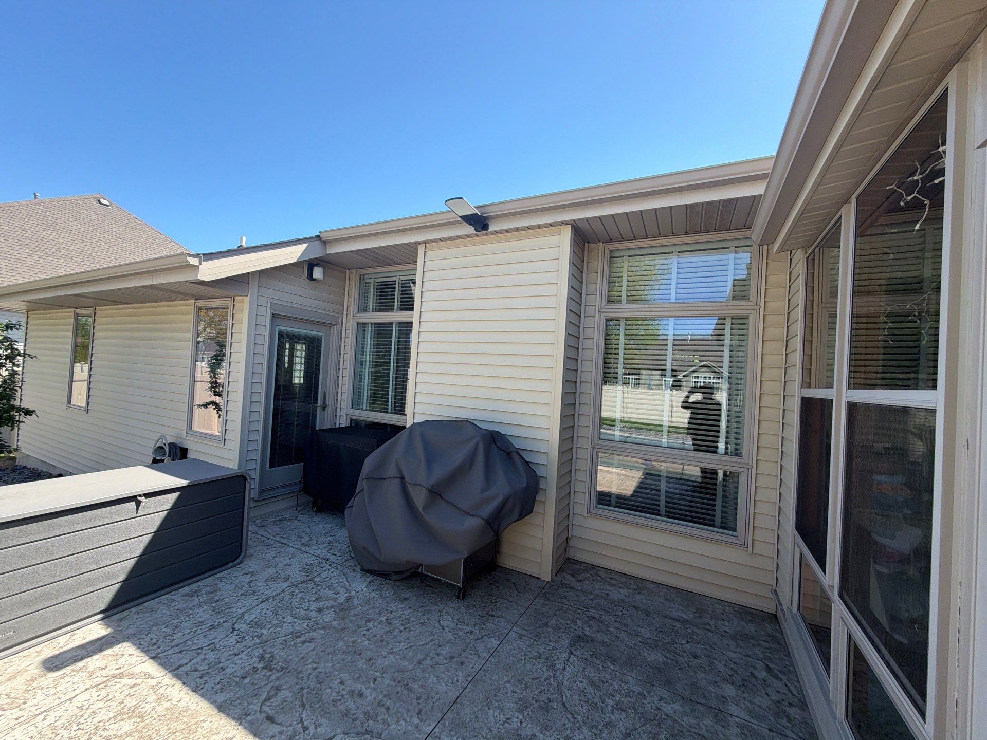 Siding, gutters, soffit & fascia replacement by Optimal Home Improvement 