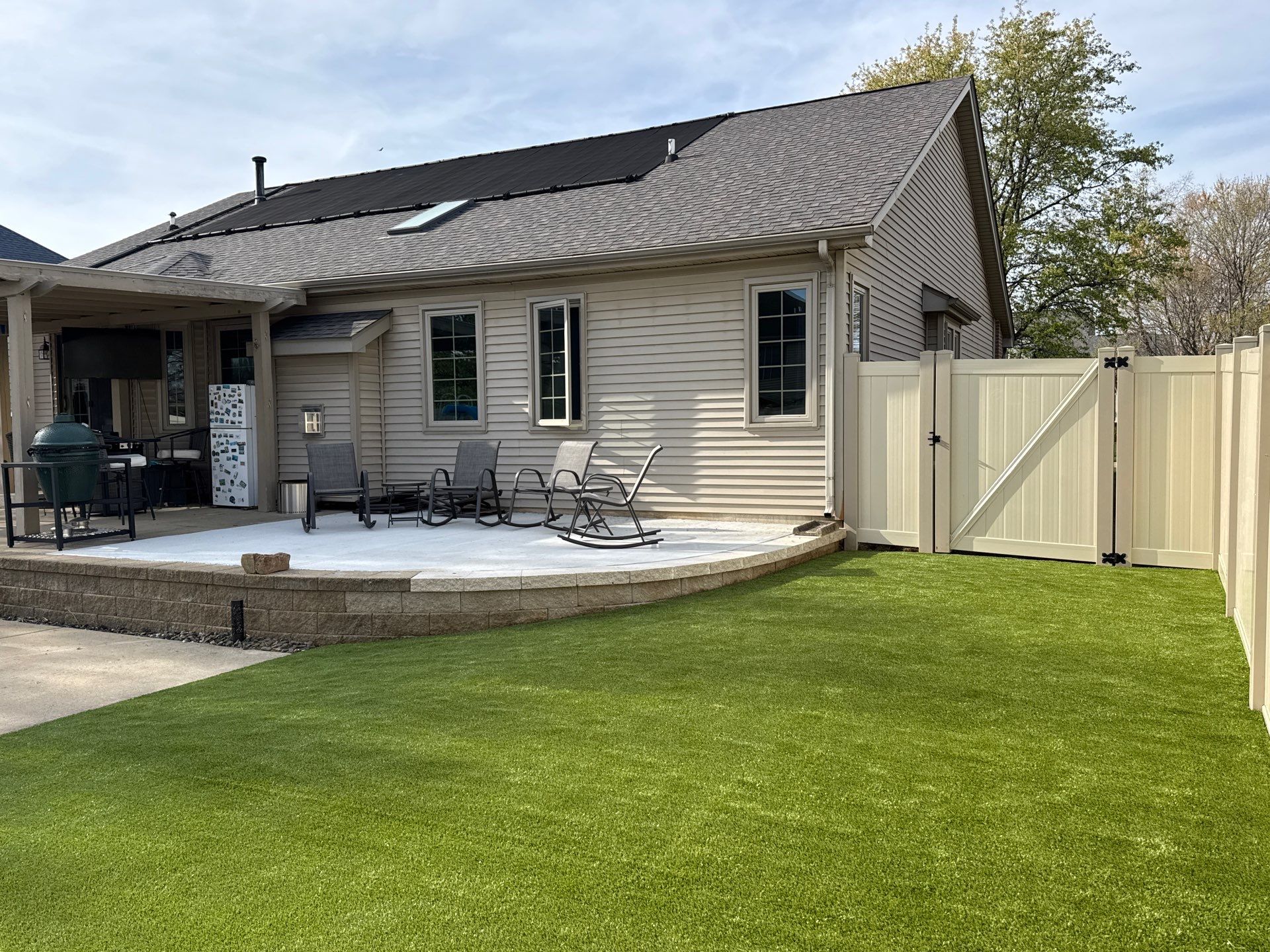 K9Grass in Columbus, IN by ForeverLawn NEIN/INDY