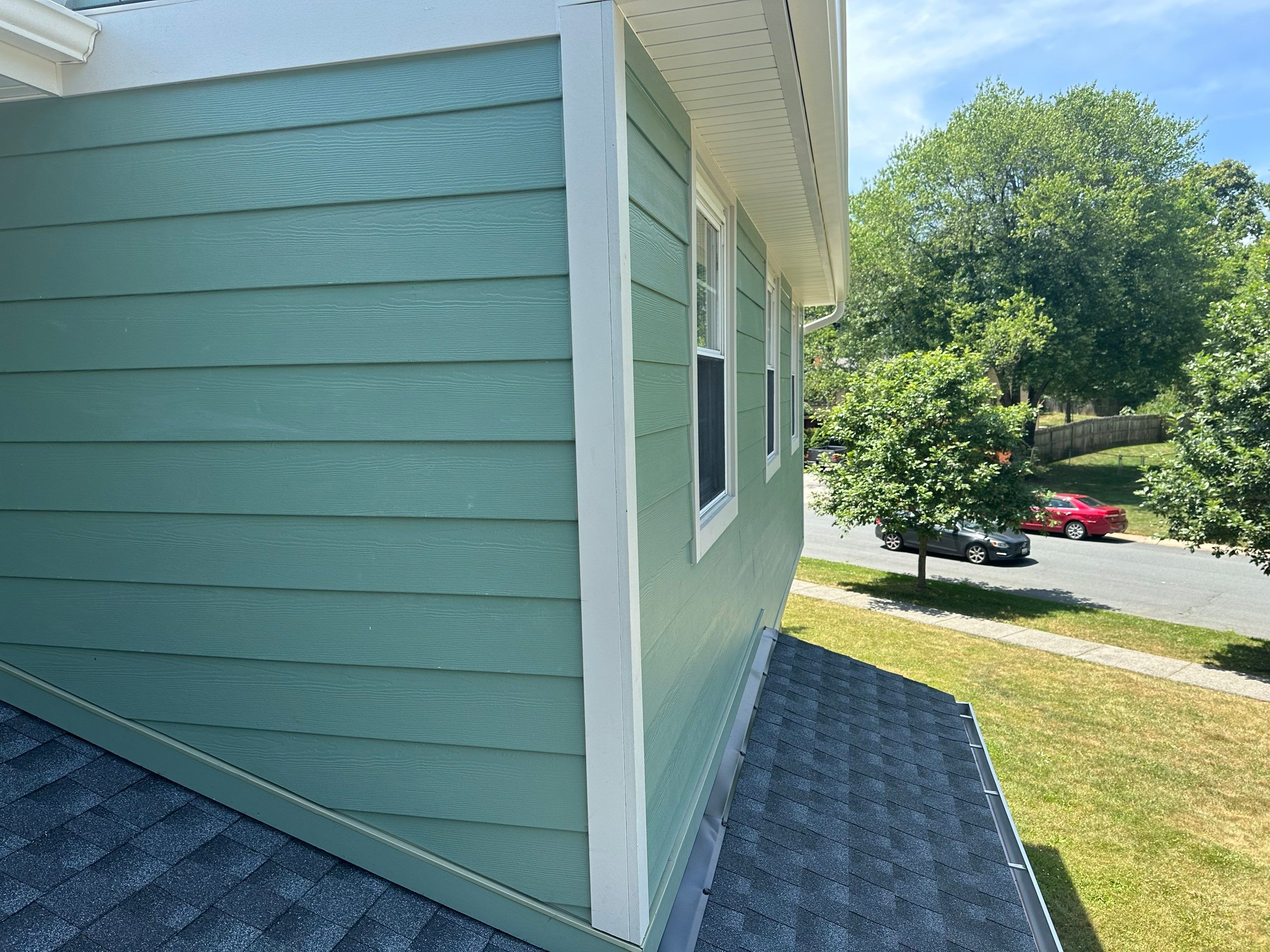 Siding Installation using JH Cedarmill Plank Dream by ExteriorPros