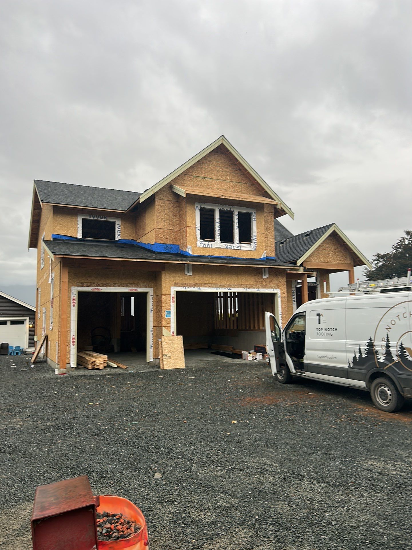 Residential Roofing Installation using GAF Charcoal HDZ by Top Notch Roofing Inc