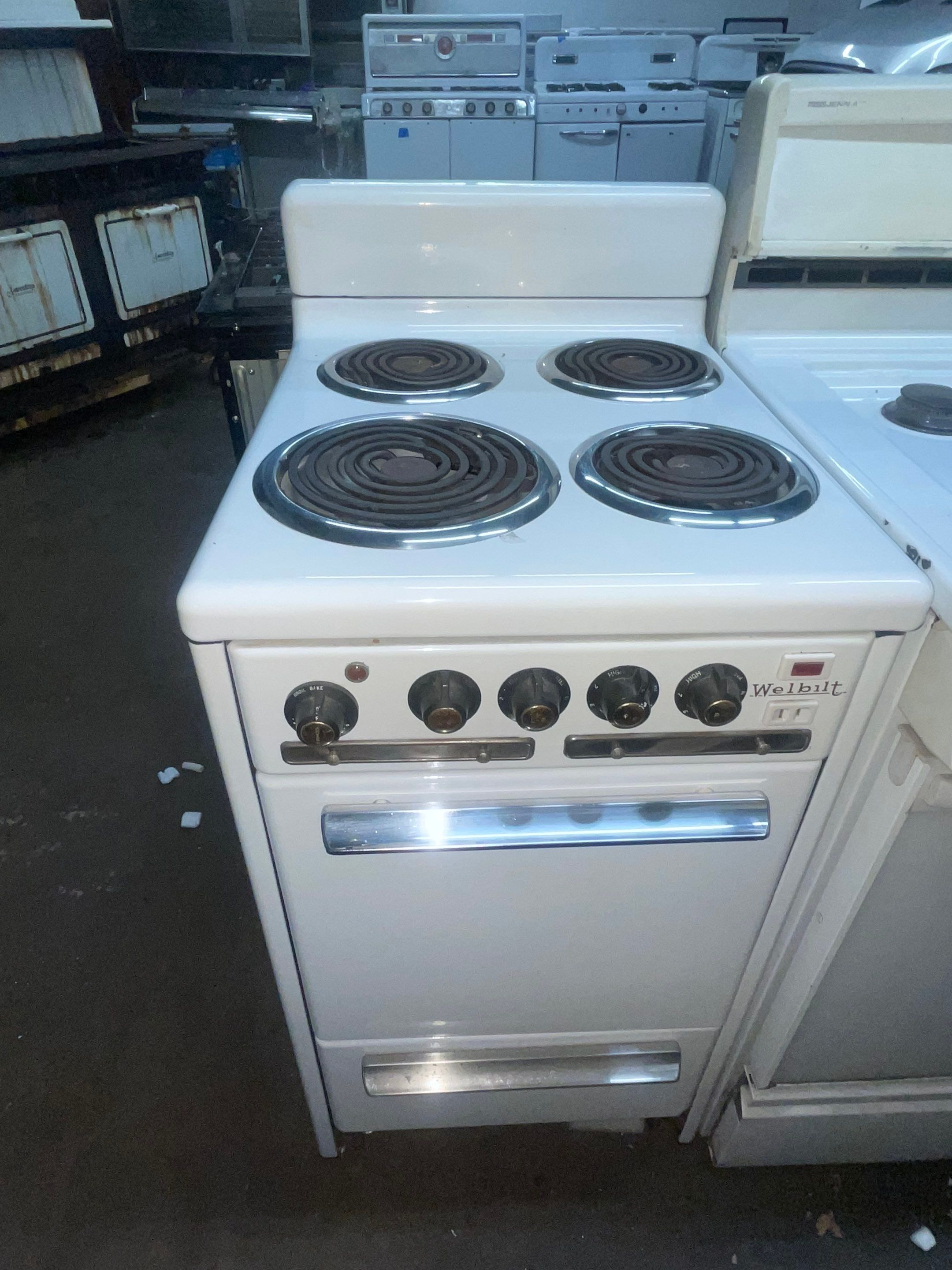 Stoves for Sale as of December 2023 by Belgrove Appliance Inc