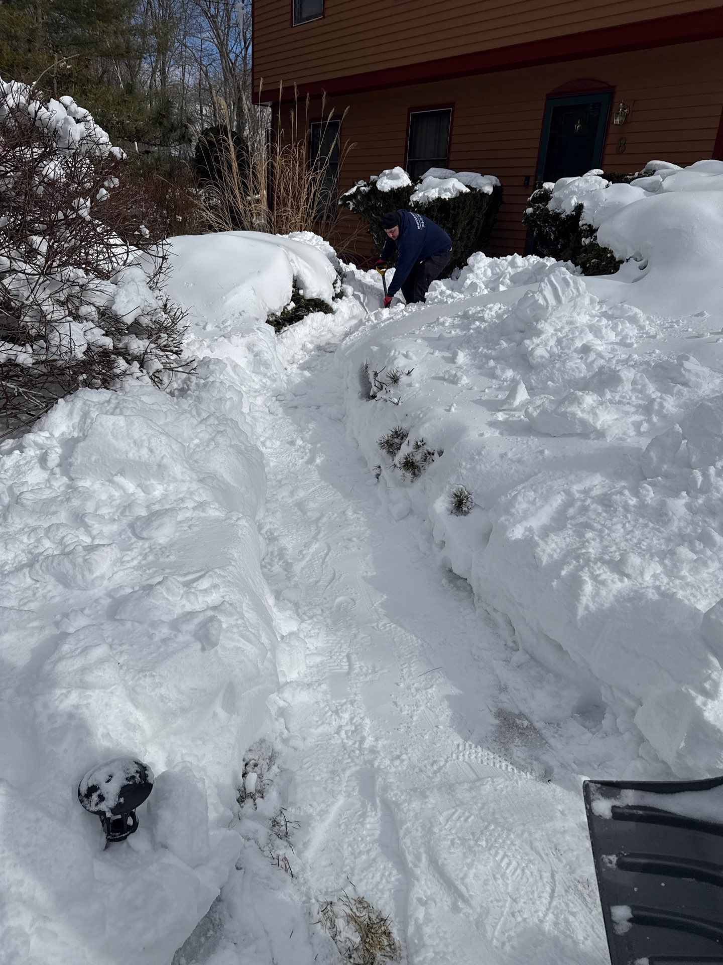 Residential Snow Plowing and Removal Services in Wallingford by Diamond Image LLC