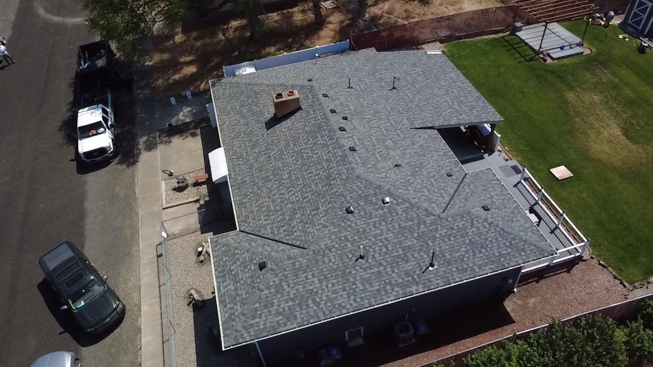 Residential Roof Installation Featuring CertainTeed Landmark Pro Shingles in E 5th Ave Odessa, WA 99159 The Alpine Premium System - 5-Star PREMIER SureStart PLUS Coverage - Certainteed Landmark® PRO Shingle - Max Def Granite Gray by Alpine Roofing
