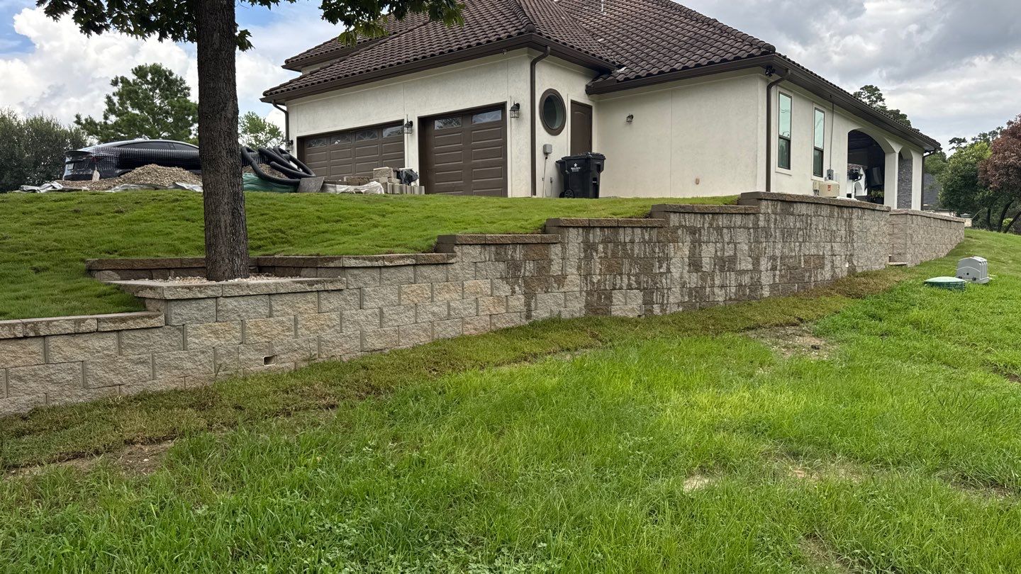 🏡 Duane’s Complete Retainer Wall & Hardscape Walkway by Texas Urban Elements