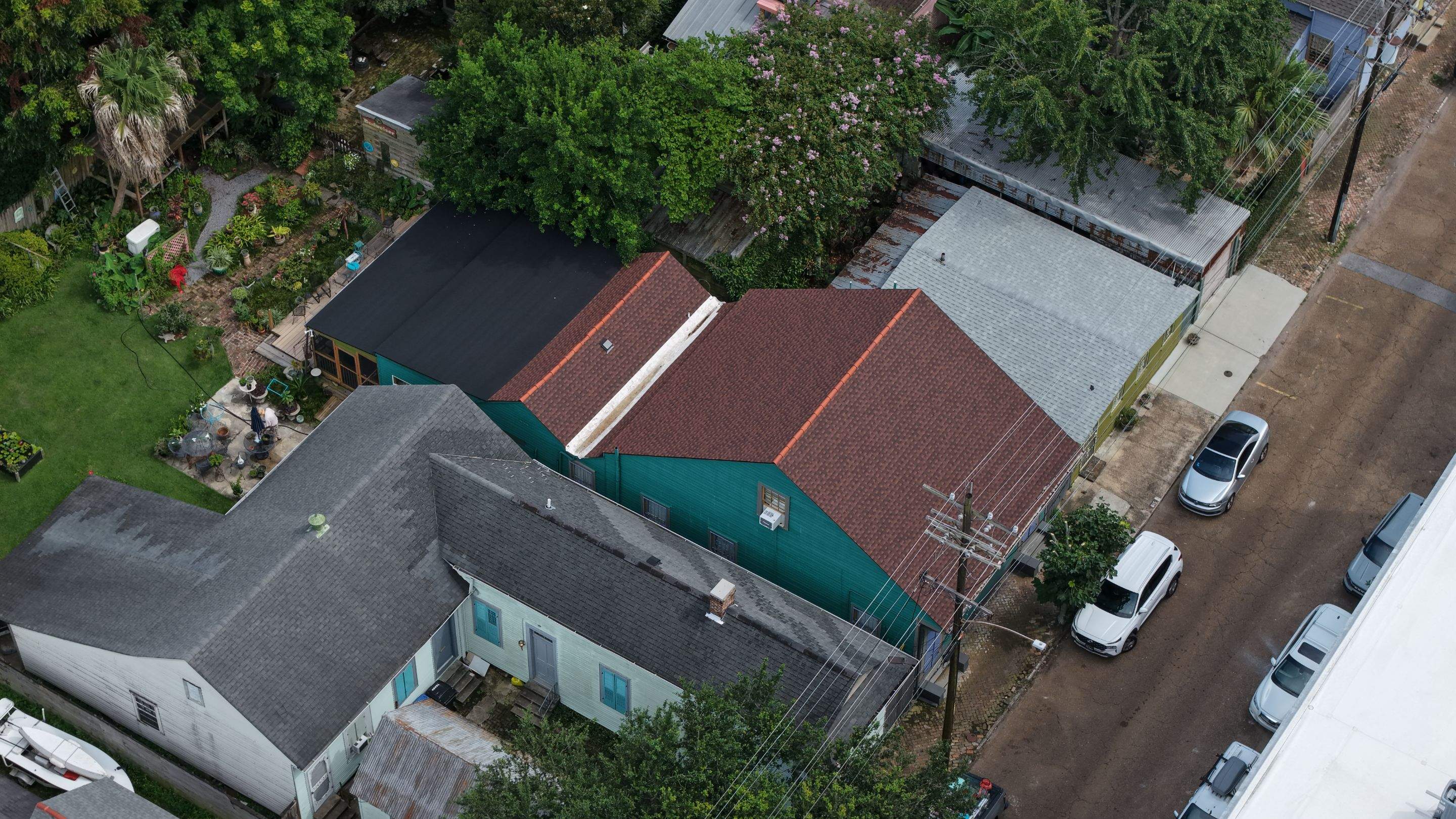 Roof Replacement in New Orleans by HDS Contractors