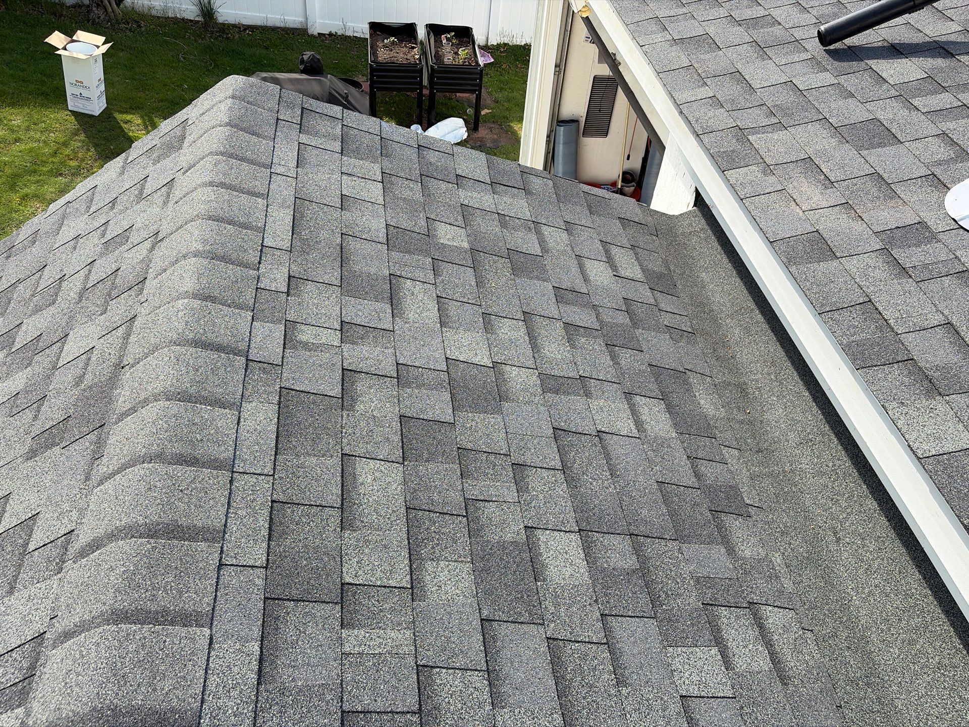 Owens Corning Duration: Estate Gray in Mreiden, Connecticut by Golden Shield Roofing