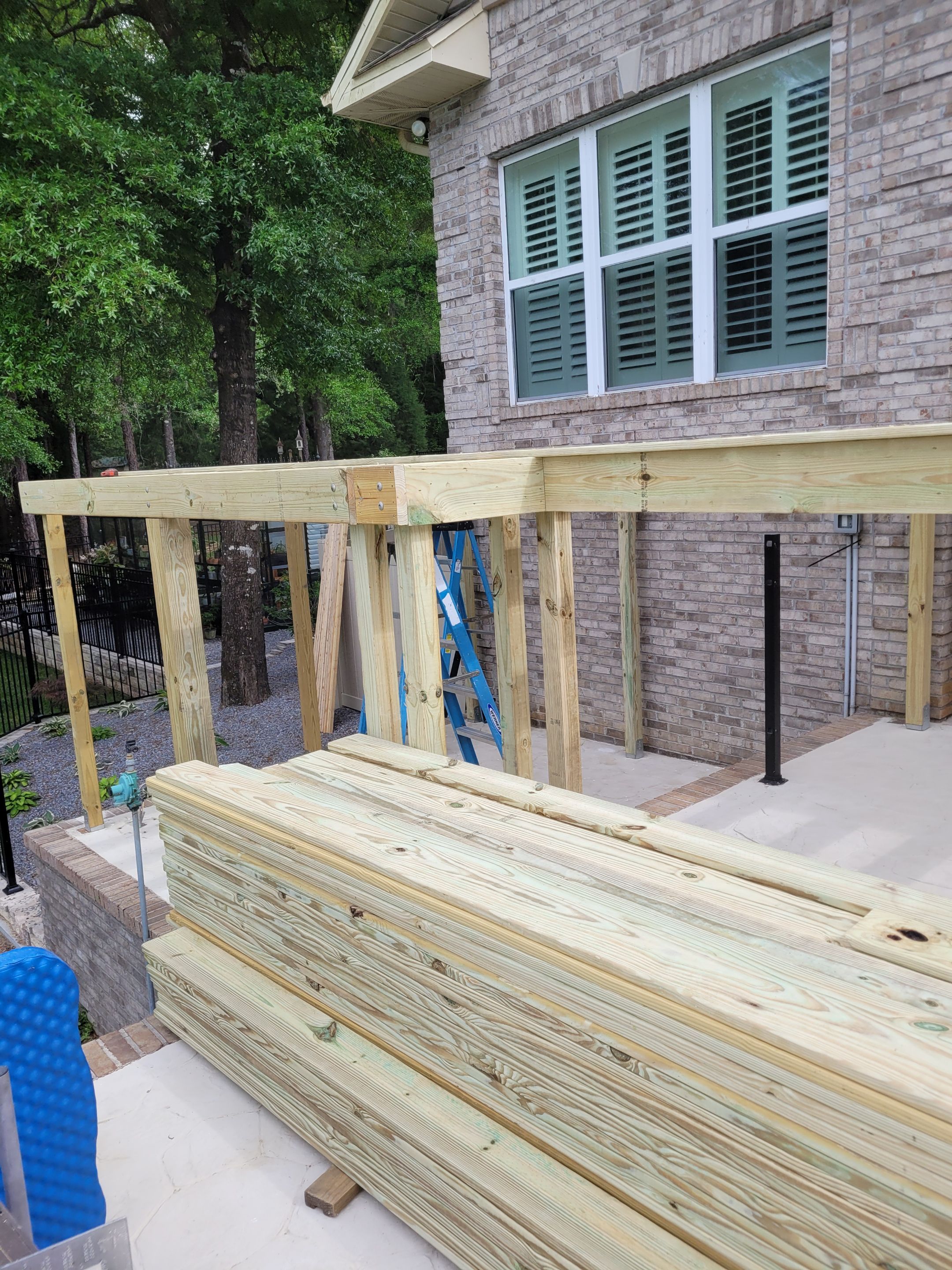 Elevated Screen Room in Crestview by Titan Sunrooms