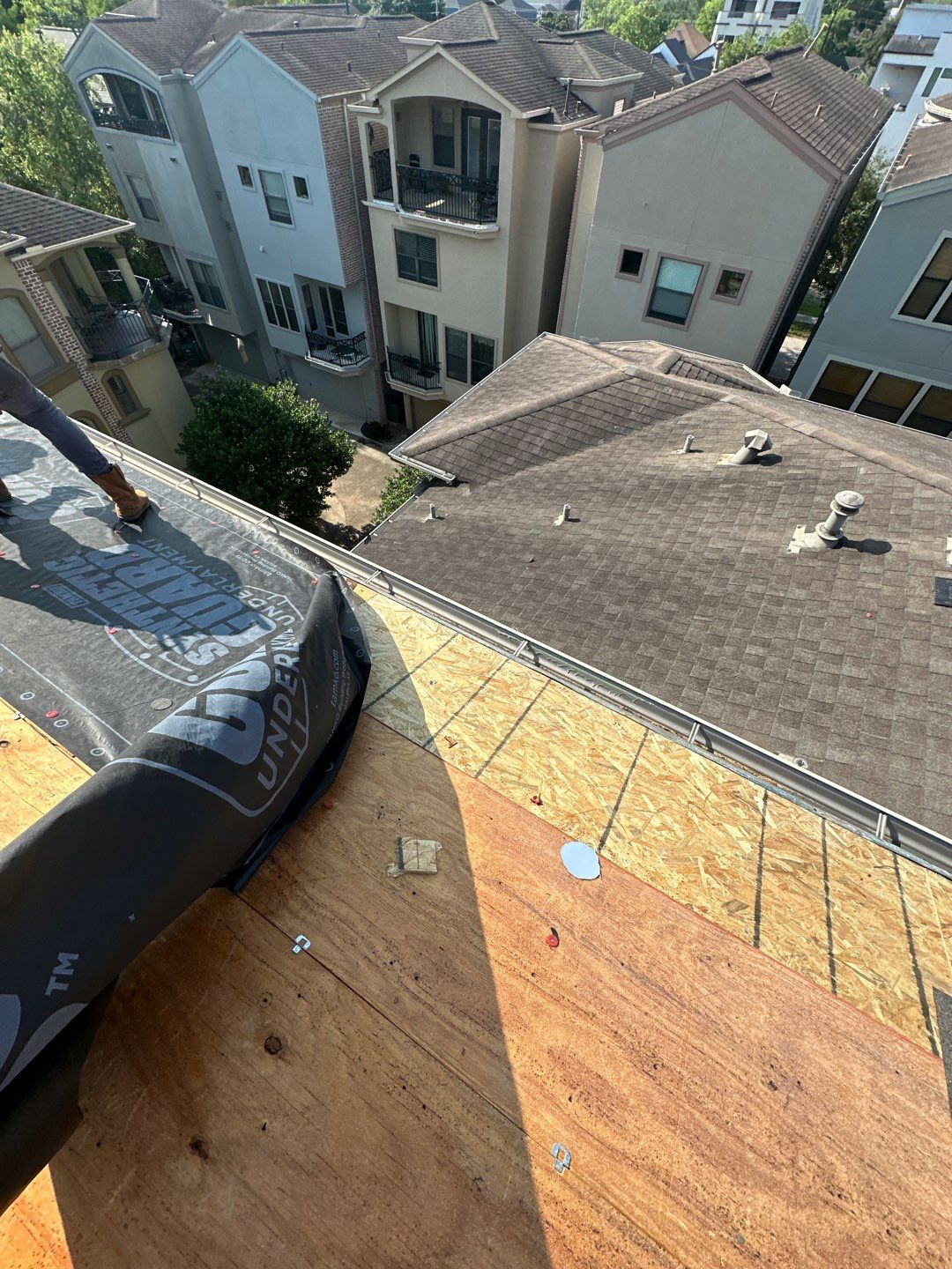 Roof Replacement Houston by Roof Repair Company