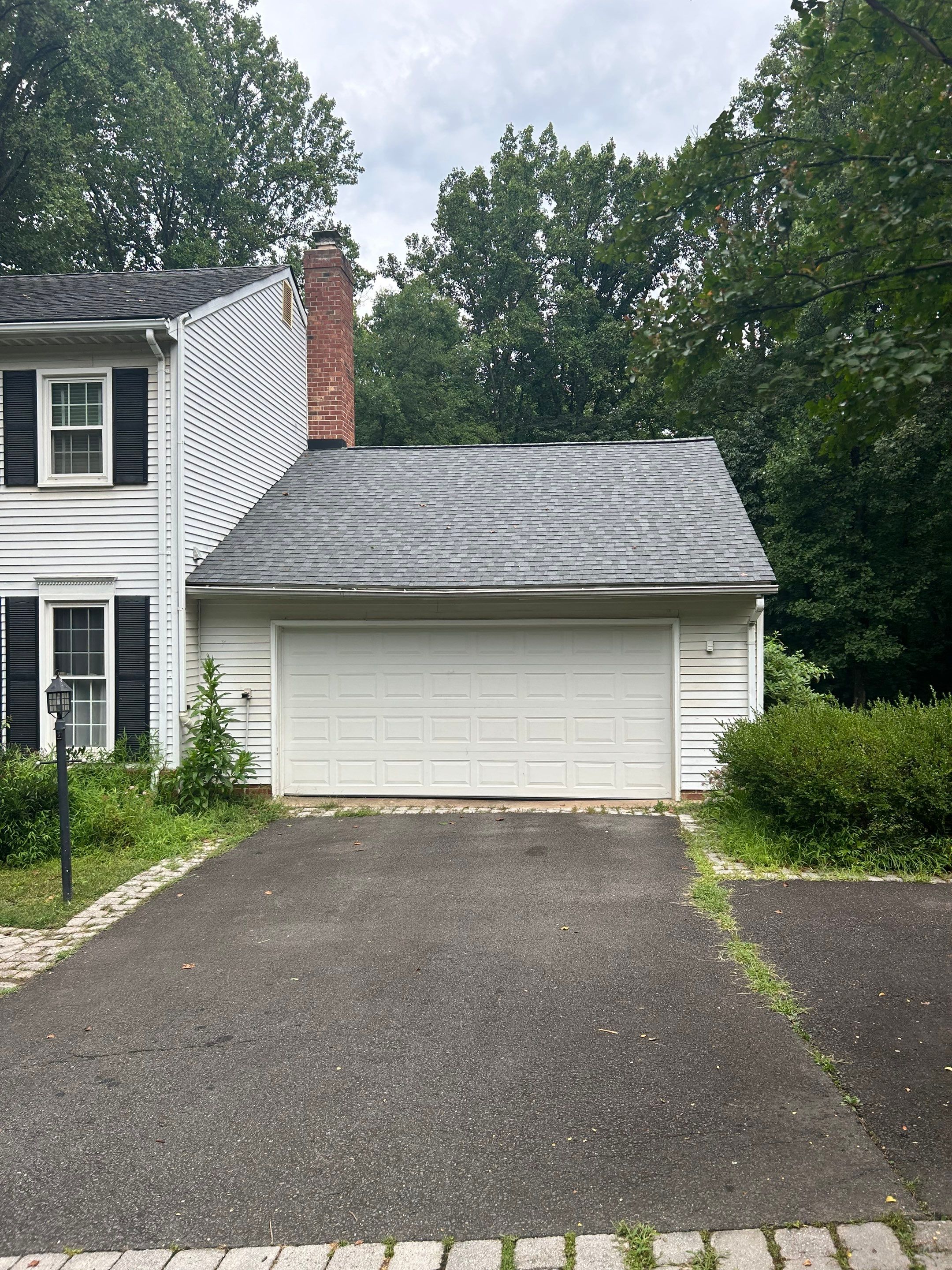 Oakton: Residential Roof Replacement with CertainTeed Landmark Designer Shingles in Pewter by RM Banning, Inc.